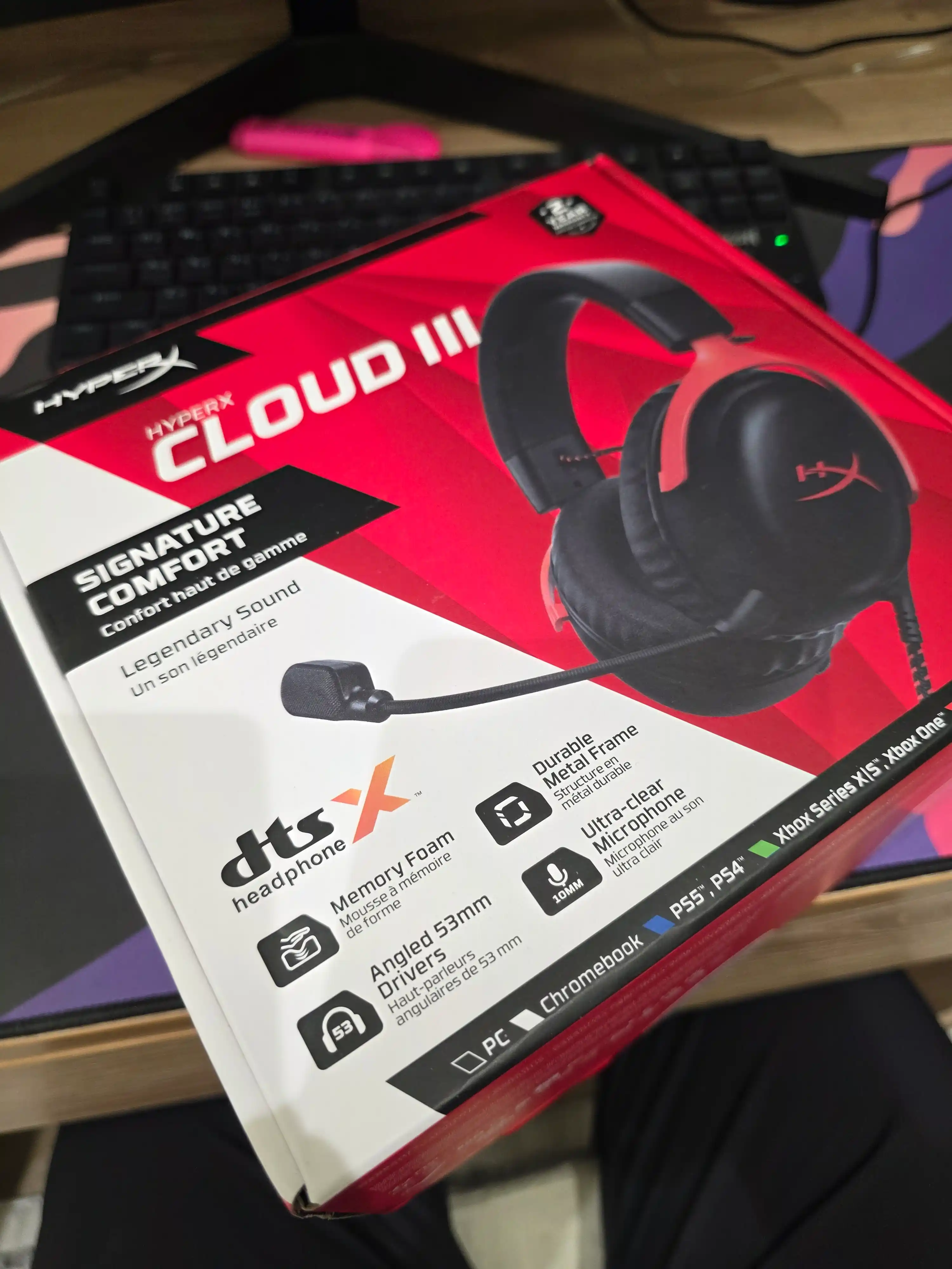 Oyin simli quloqchinlari HyperX Cloud III 7.1, oyin eshitish vositasi
