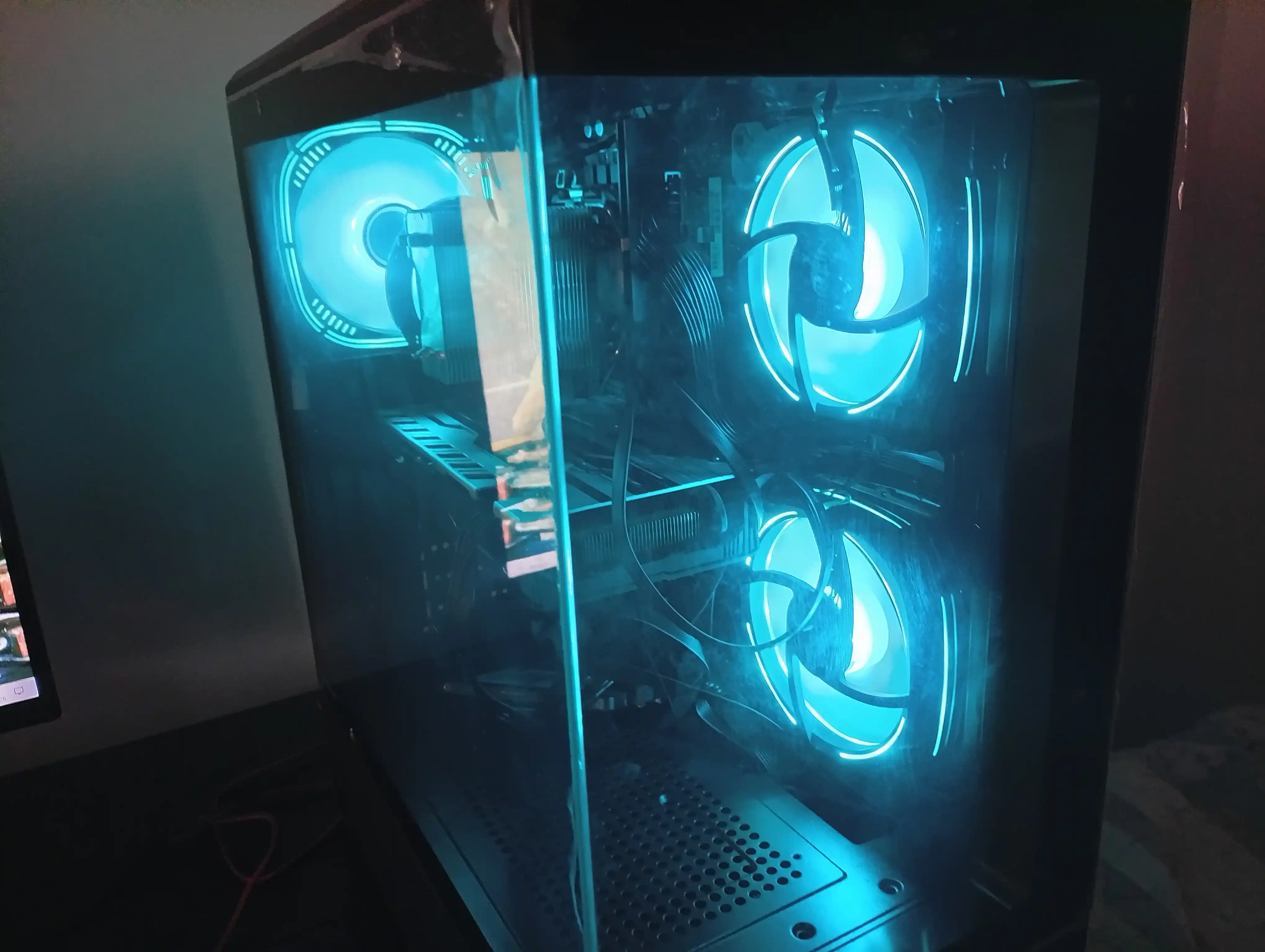 Корпус компьютера BIKON PHANTOM / PRISMA / COMPACT