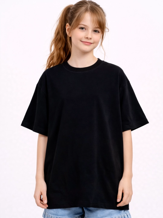 Qizlar uchun oversize futbolka, qora rang, printli zamonaviy futbolka