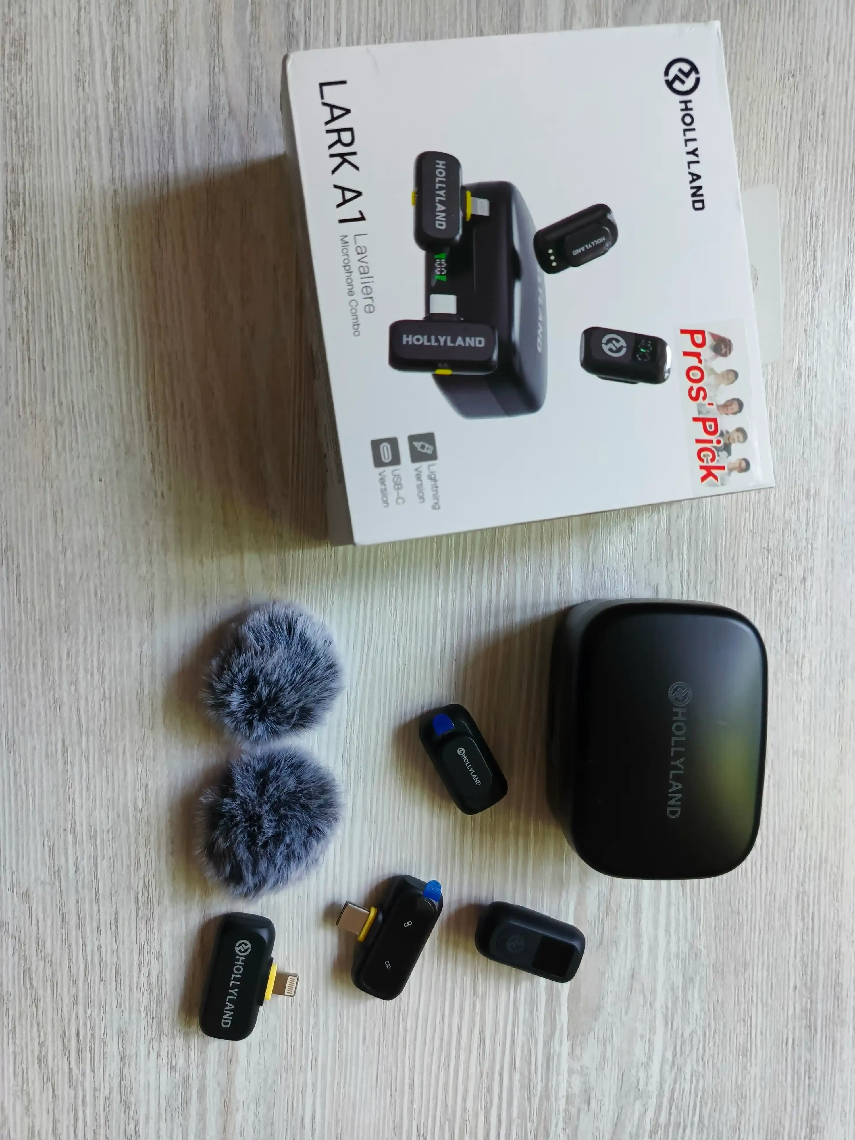 Hoollyland Larkk A1 Simsiz Mikrofon To‘plami – Lightning va Type-C
