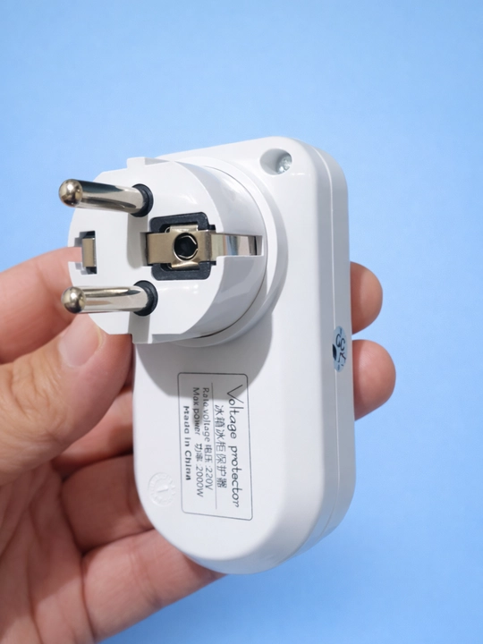 BOYIN B-2188 kuchlanish himoyasi (2000W) — texnikani tok sakrashidan himoya qiladi