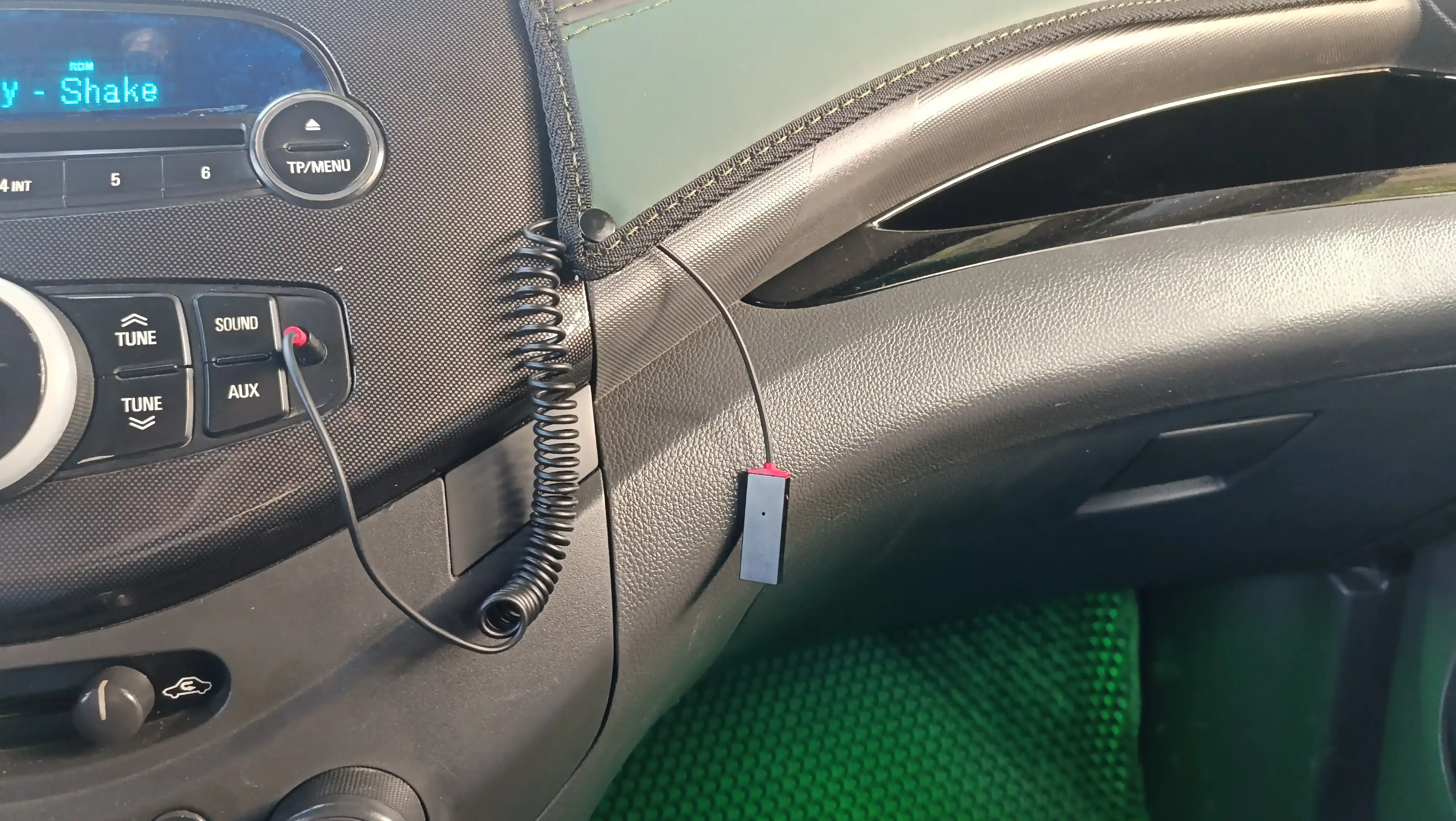 Bluetooth AUX/USB-адаптер для автомобиля, аудиоприёмник 3,5 мм