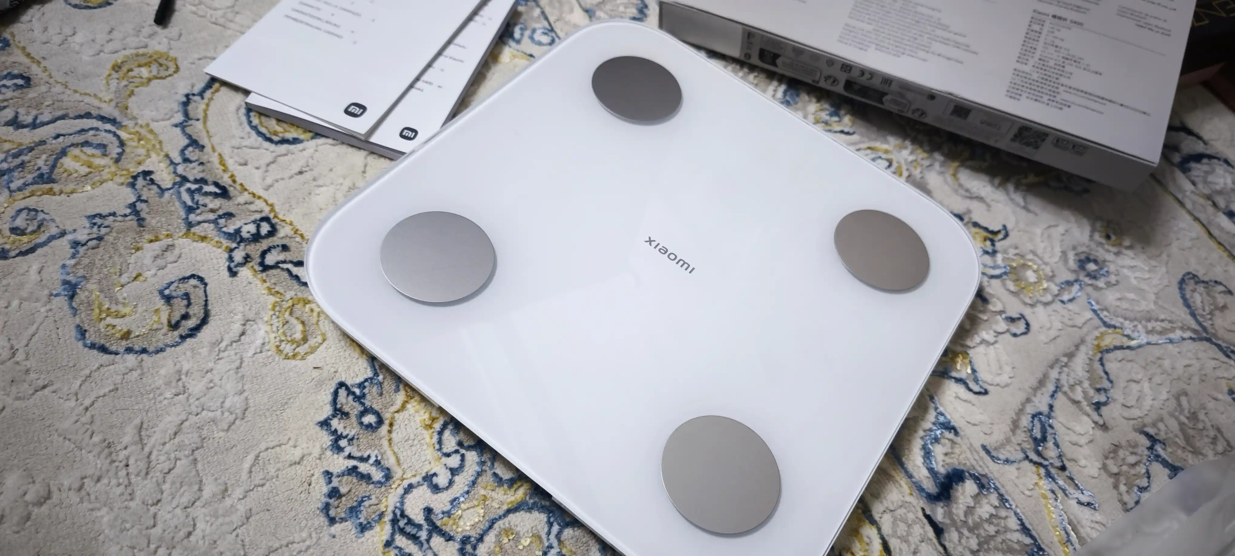 Smart tarozi, Xiaomi Body Composition Scale S400, telefon ilovasi bilan, 150 kg gacha