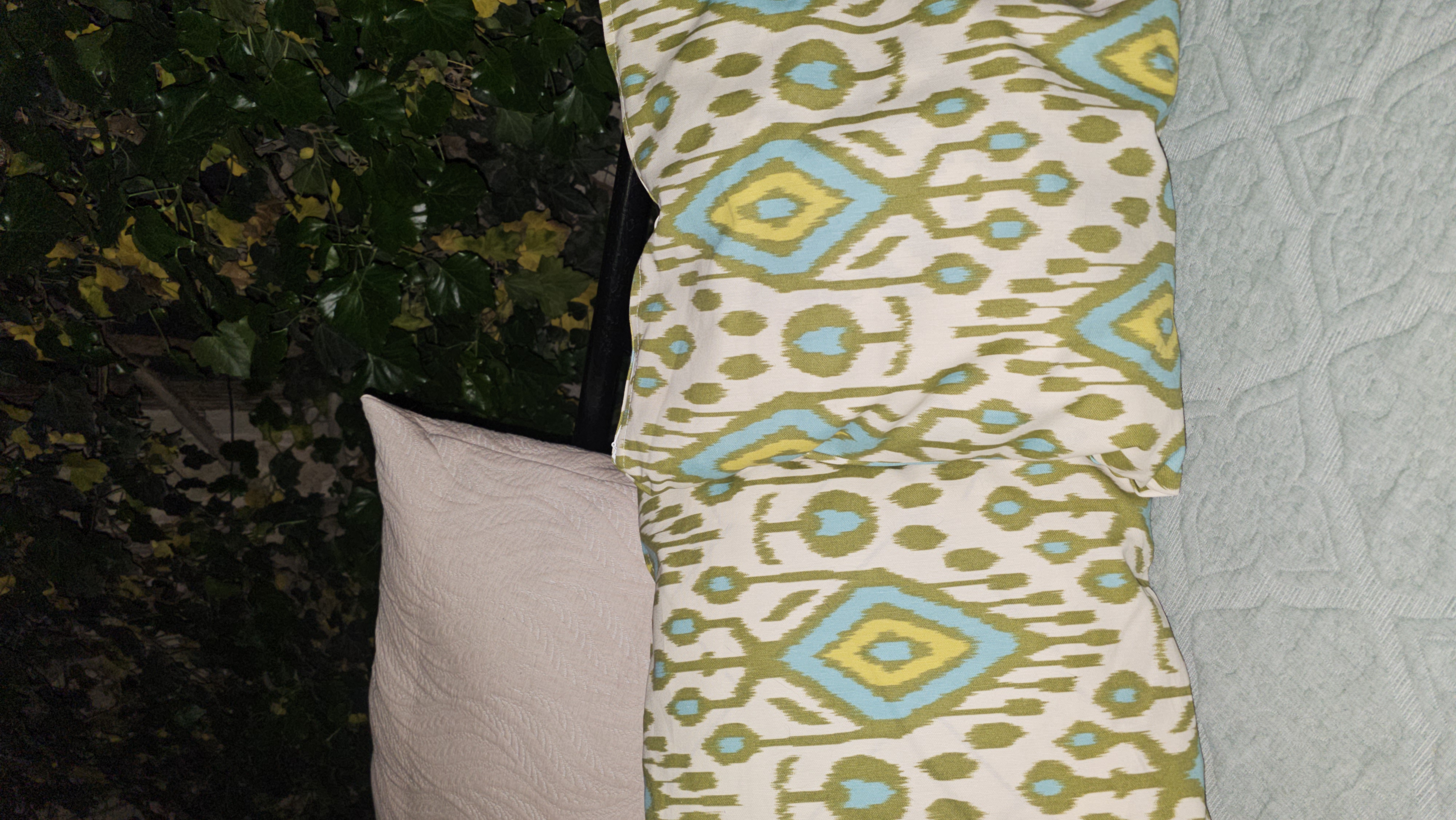 Dekorativ yostiqcha Ikat stilidagi kvadrat, 40x40 sm