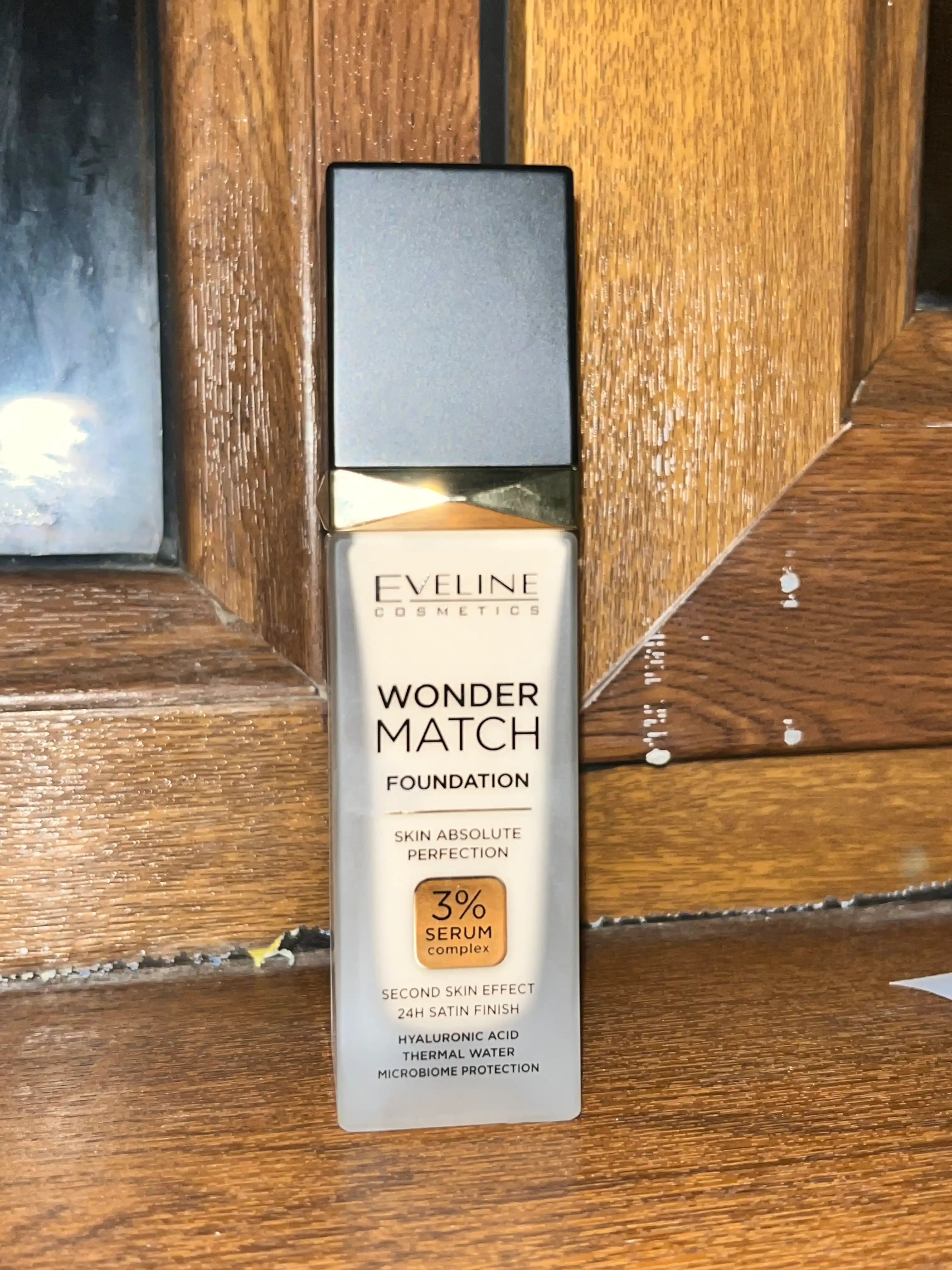 Tonal asos Eveline Wonder Match, ton 05 Light Porcelain, 30 ml