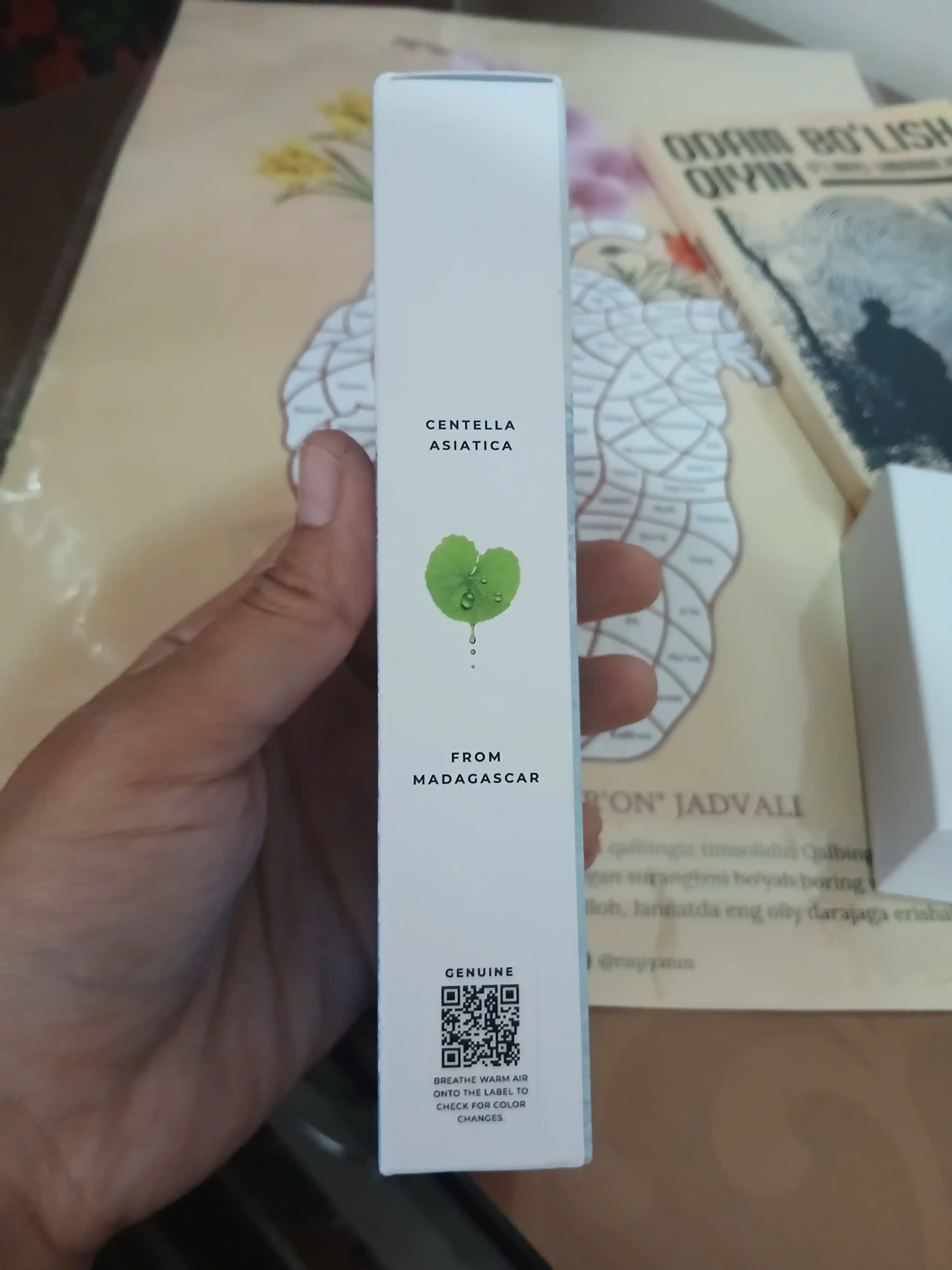 Quyoshdan himoyalovchi SKIN1004 Centella Hyalu-Cica Water-Fit Sun Serum SPF50+ PA++++