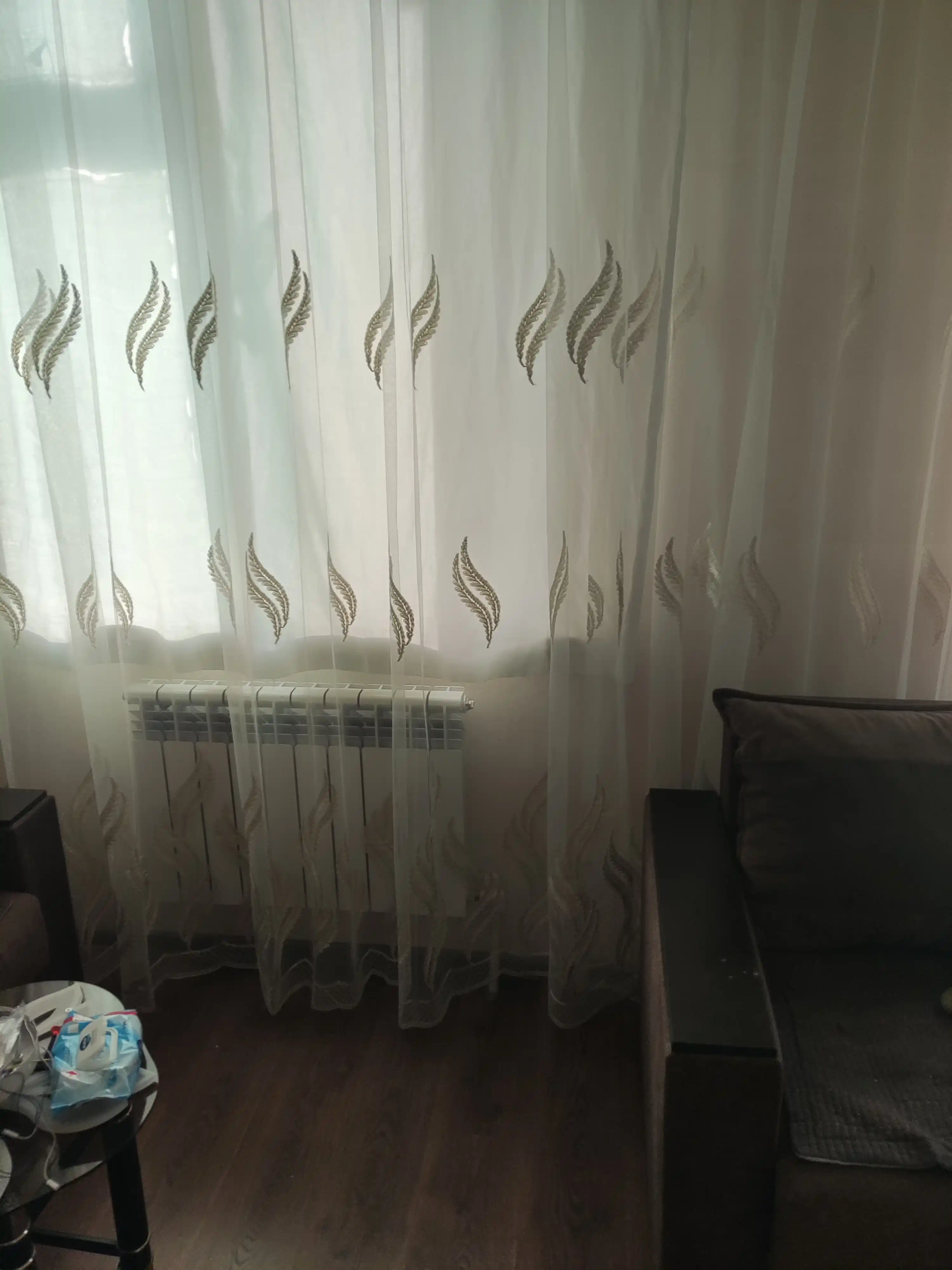 Aven tyuli, yarim shaffof, oshxona,yotoqxona va mehmonxonaga mos,200 sm dan - 350 sm gacha