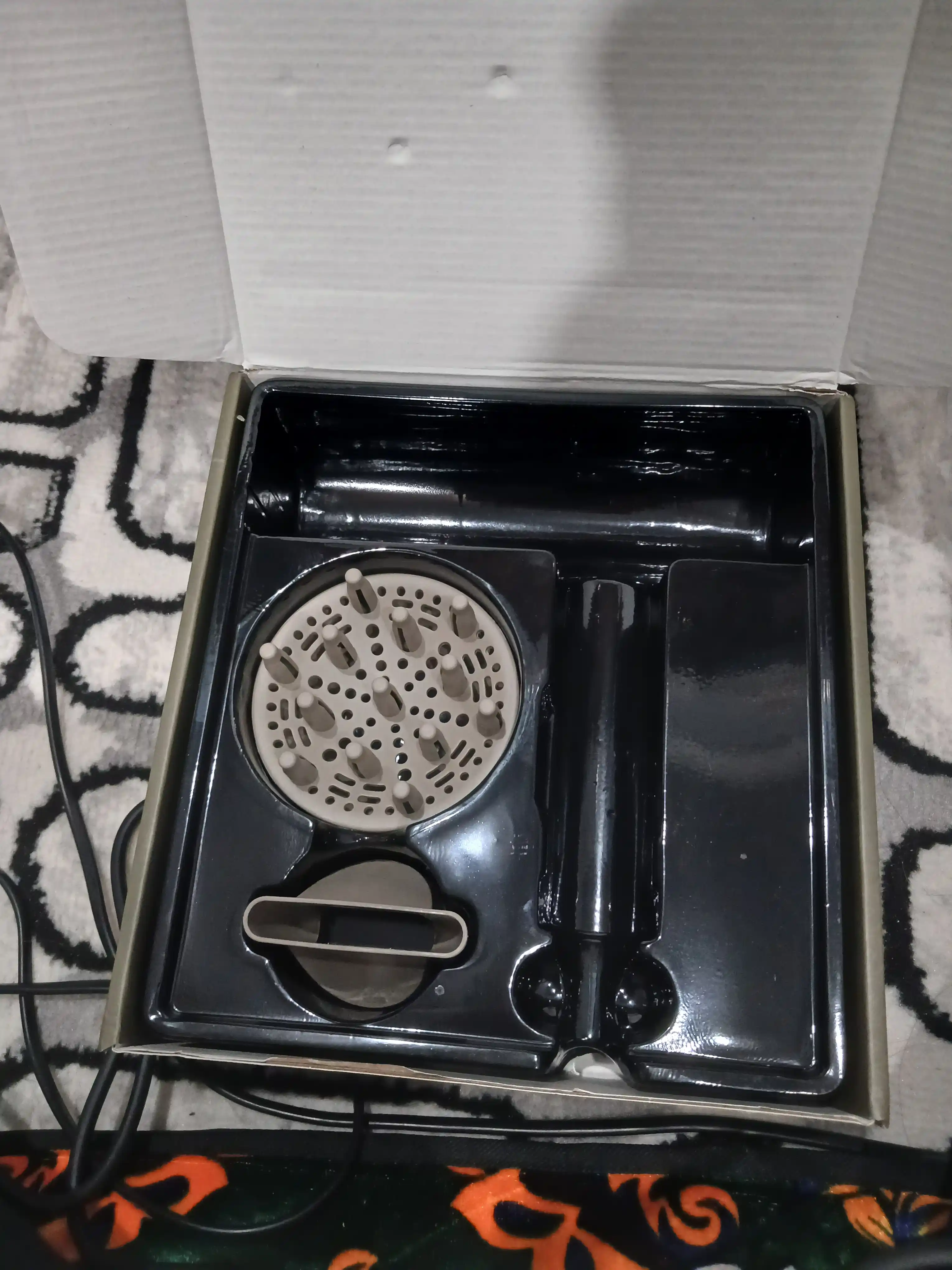 Professional fen soch quritgich CRONIER , quritish va turmaklash uchun, 2800W