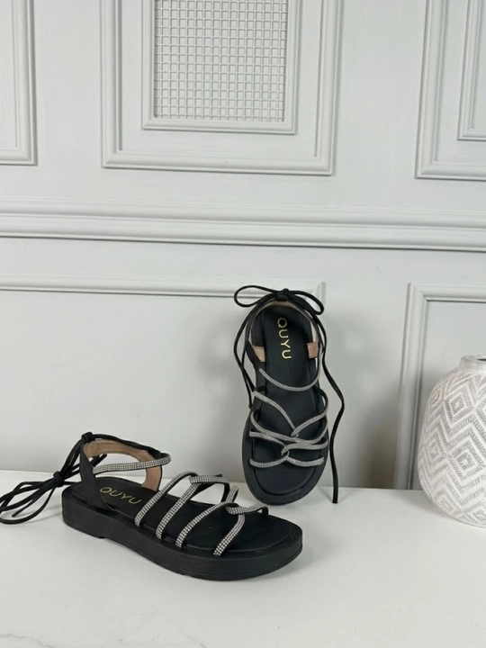 Ayollar uchun yozgi oyoq kiyimlar, sandallar, eko-charm bosonojkalar, 36-40 razmerlar