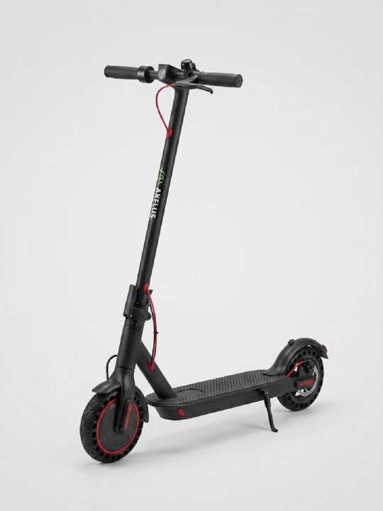 Axelus elektr samokati — 25–30 km/soat, yig‘iladigan, zamonaviy va kuchli!