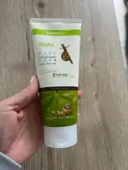 Farmstay yuz yuvish ko'pigi salyangoz mucinli Snail Pure Cleansing Foam tozalovchi