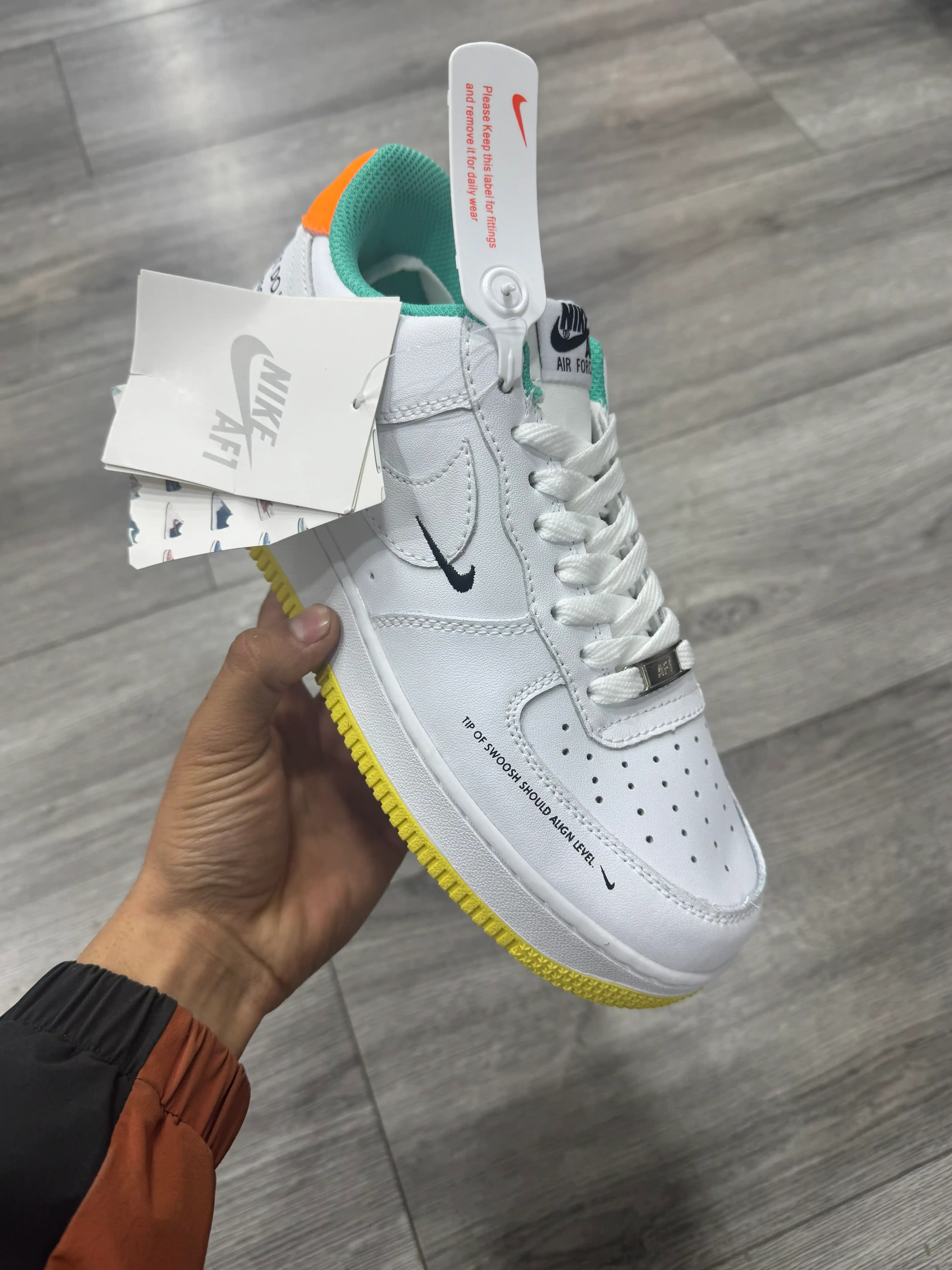 Erkaklar krossovkalari NikeAirforse clasic