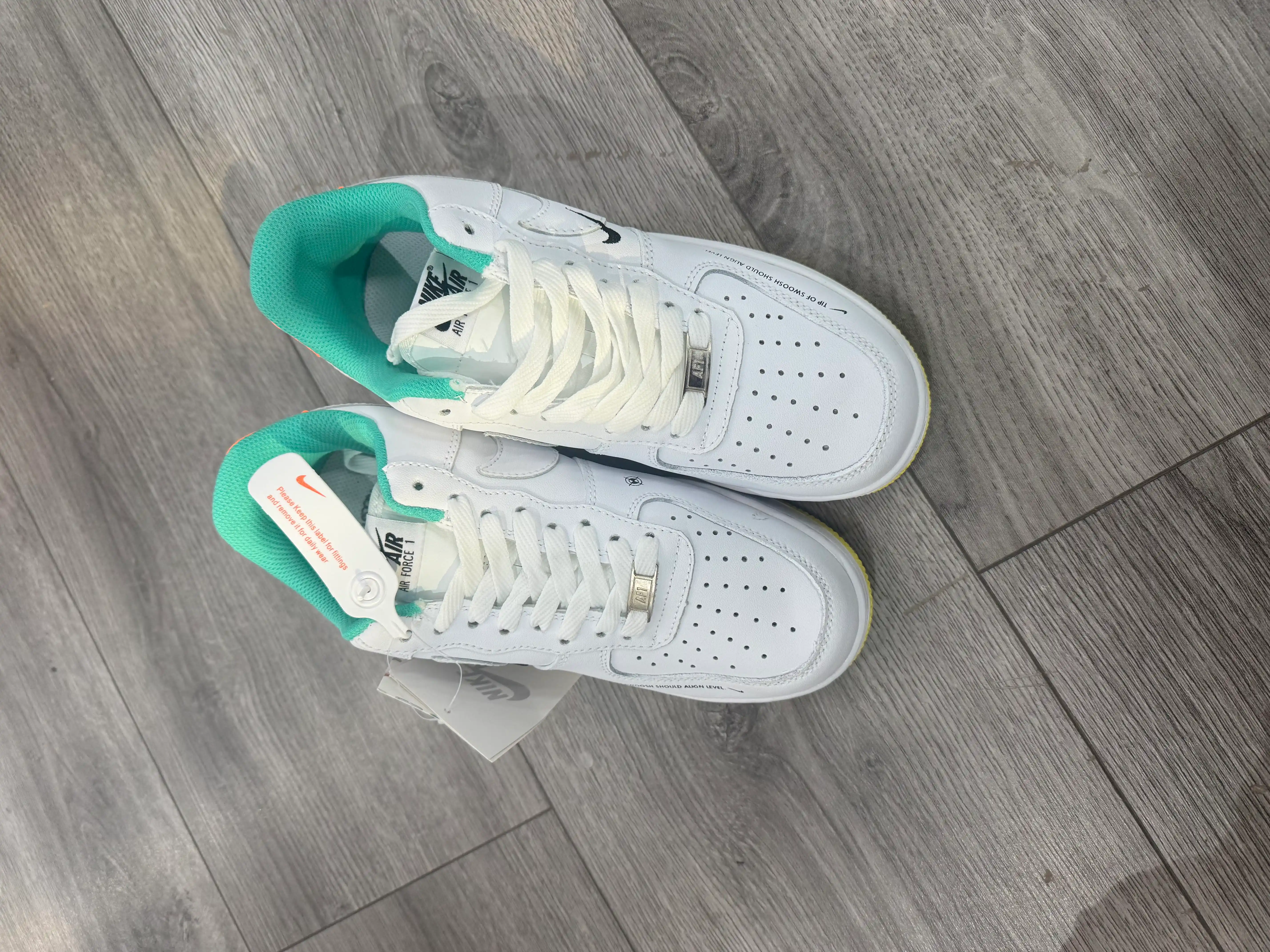 Erkaklar krossovkalari NikeAirforse clasic