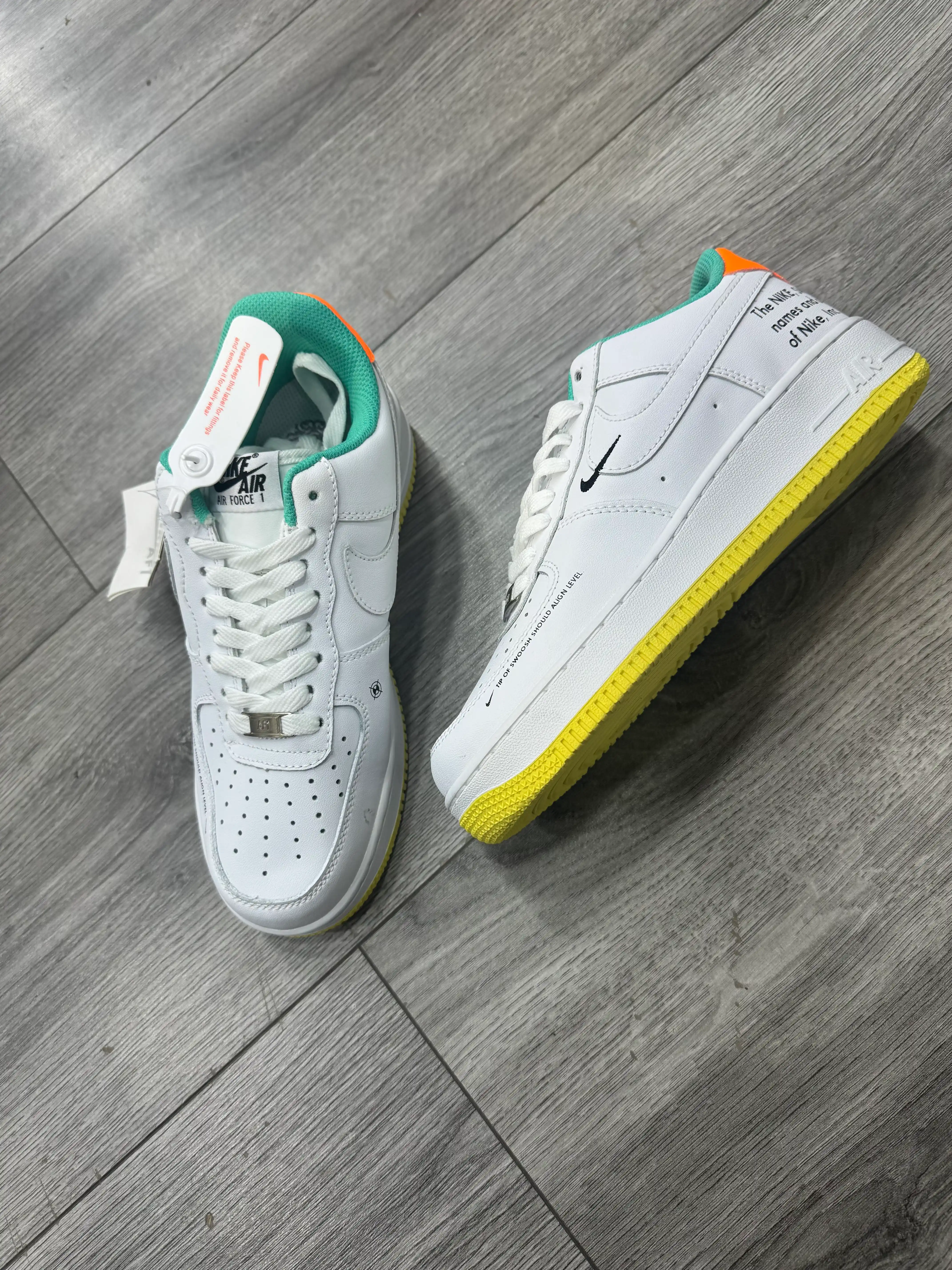 Erkaklar krossovkalari NikeAirforse clasic