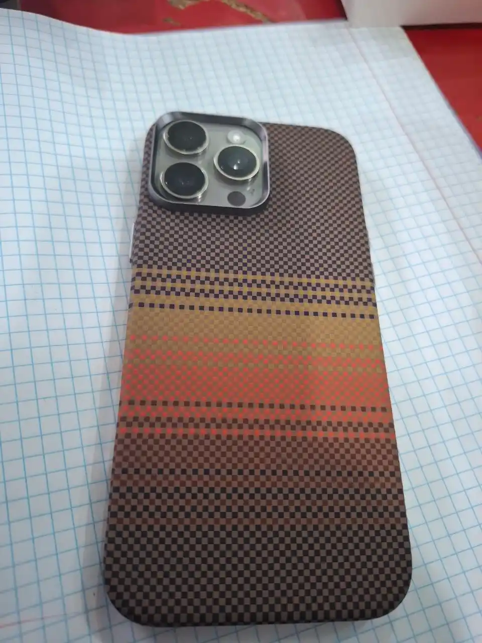 Чехол Carbon для iPhone 13–17 Pro,Pro Max,  с Magsafe, ультратонкий, легкий 