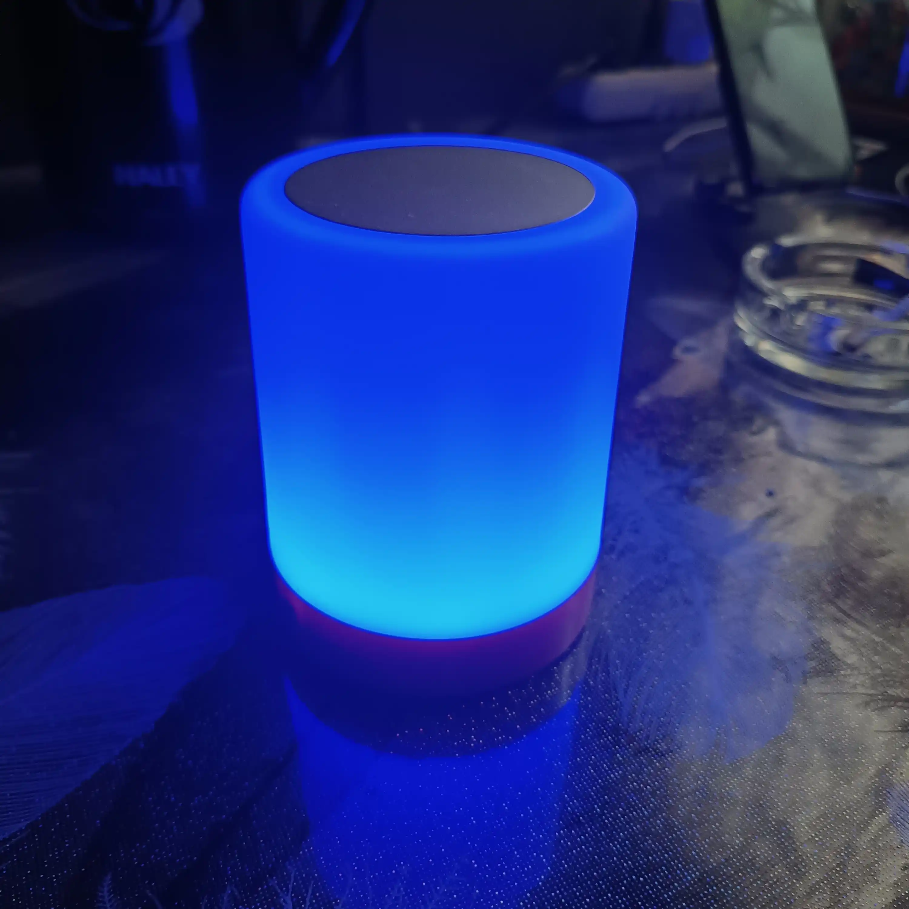 Tungi chiroq bolalar uchun RGB yoritgichli sensorli simsiz masofadan boshqarish pulti