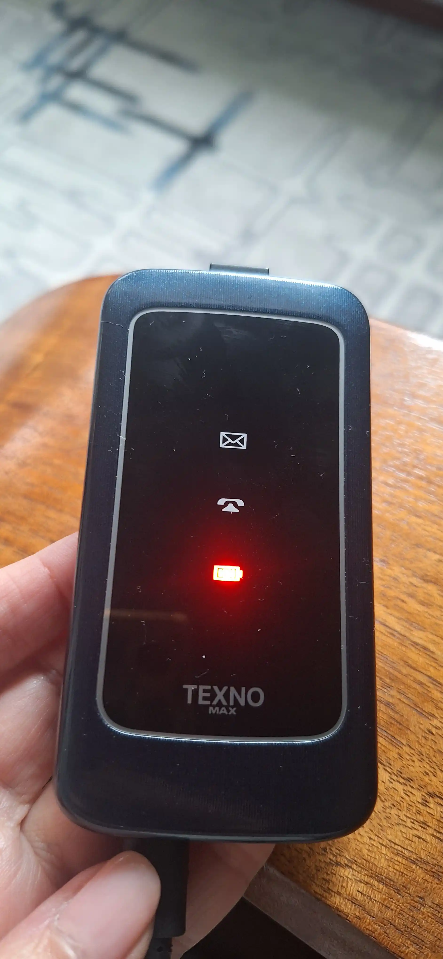 Кнопочный телефон Texno Max 22S