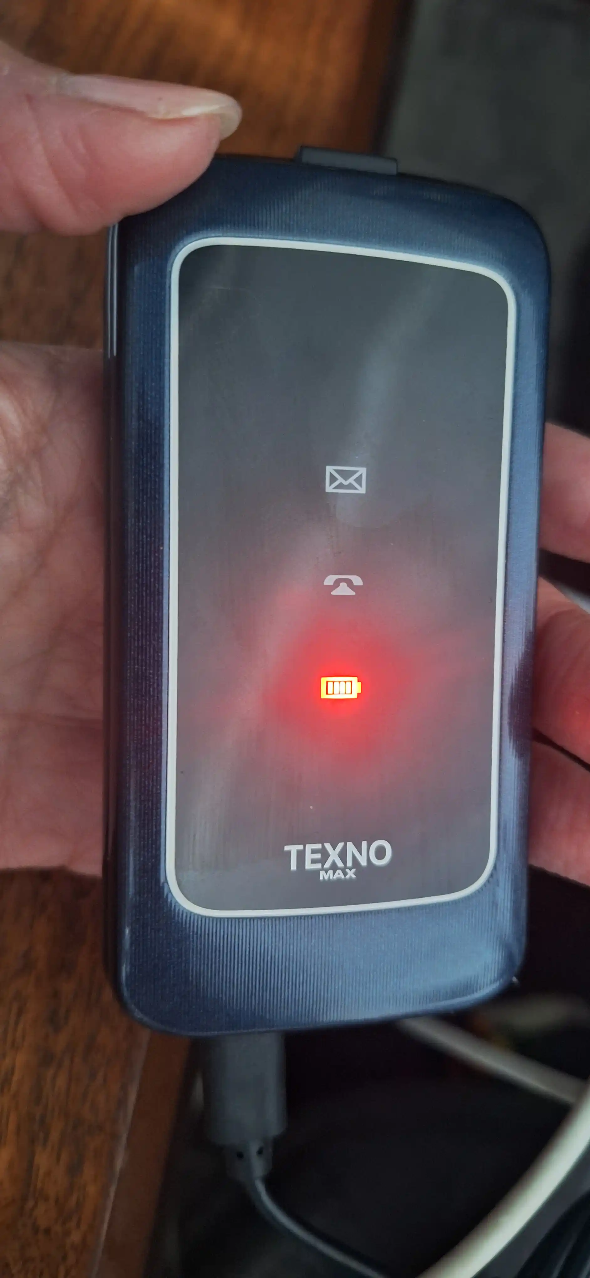 Кнопочный телефон Texno Max 22S