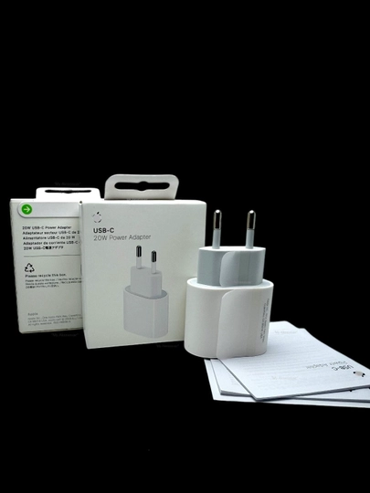 Зарядка для Айфона адаптер USB-C 20ват — быстрая зарядка для моделей iPhone 13,14,15,16,17