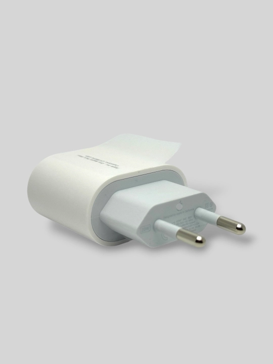 Зарядка для Айфона адаптер USB-C 20ват — быстрая зарядка для моделей iPhone 13,14,15,16,17