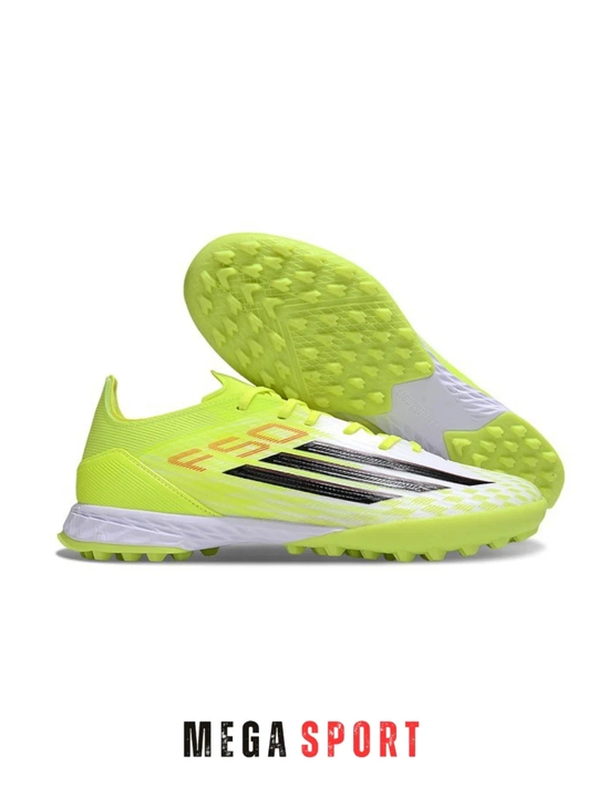 Футбольные бутсы Adidas F50 TF, легкая и удобная модель