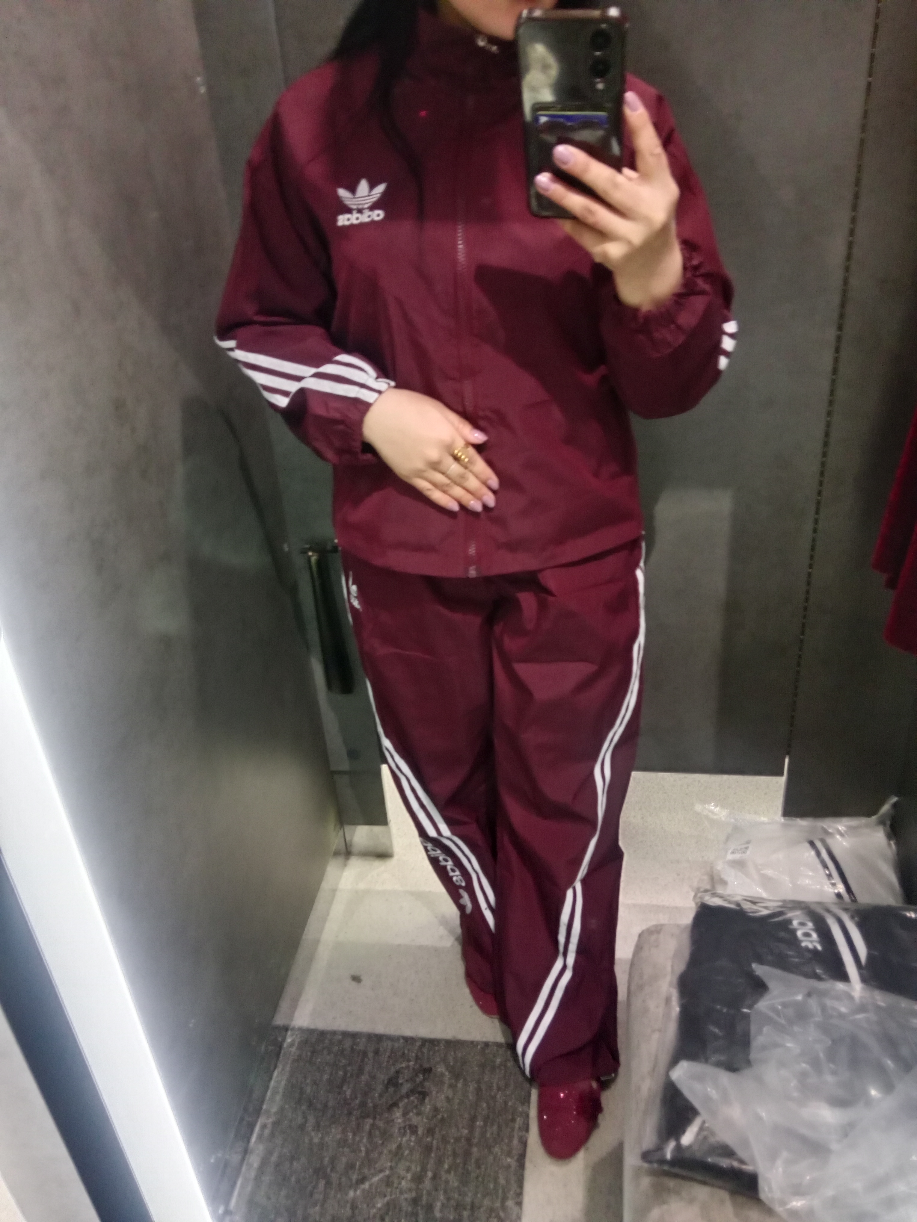 Ayollar sport kostyumi, bahor-kuz, plashli matodan, yengil kostyum, kurtka + shim, 48-54