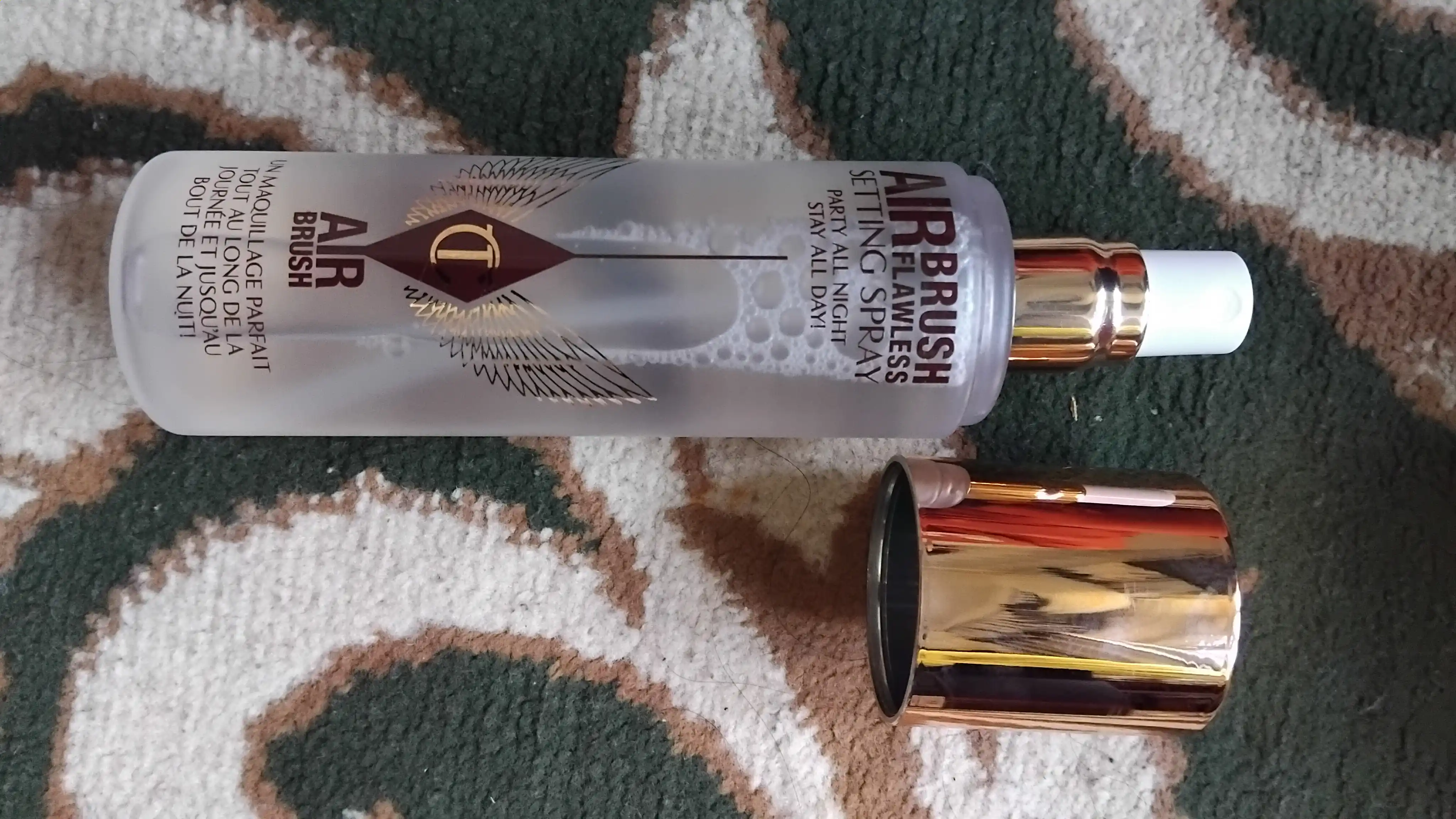 Fiksator sprey makiyaj qotiruvchi Charlotte Tilbury Airbrush Flawless Setting Spray, 100 ml