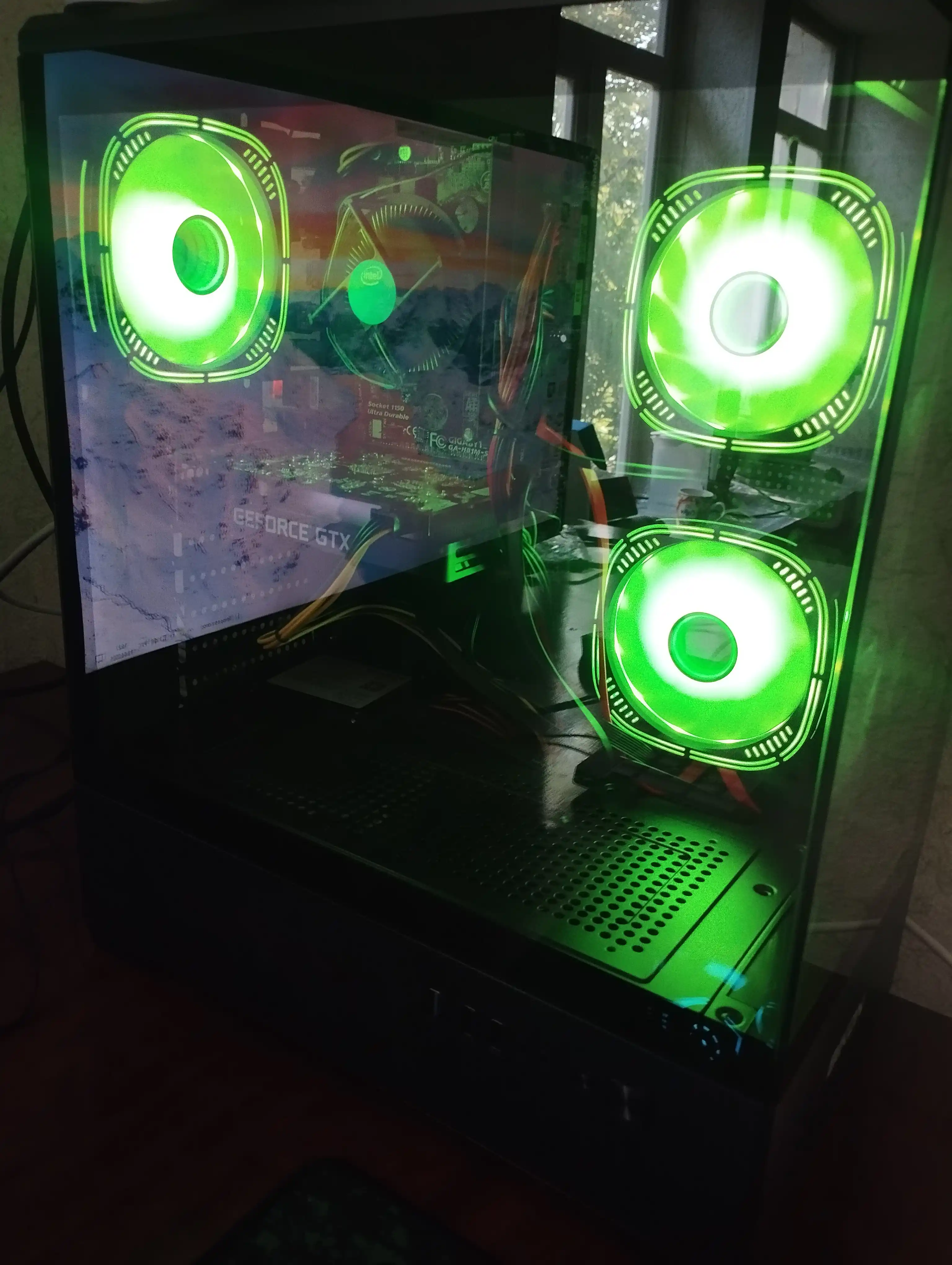Корпус компьютера BIKON PHANTOM / PRISMA / COMPACT