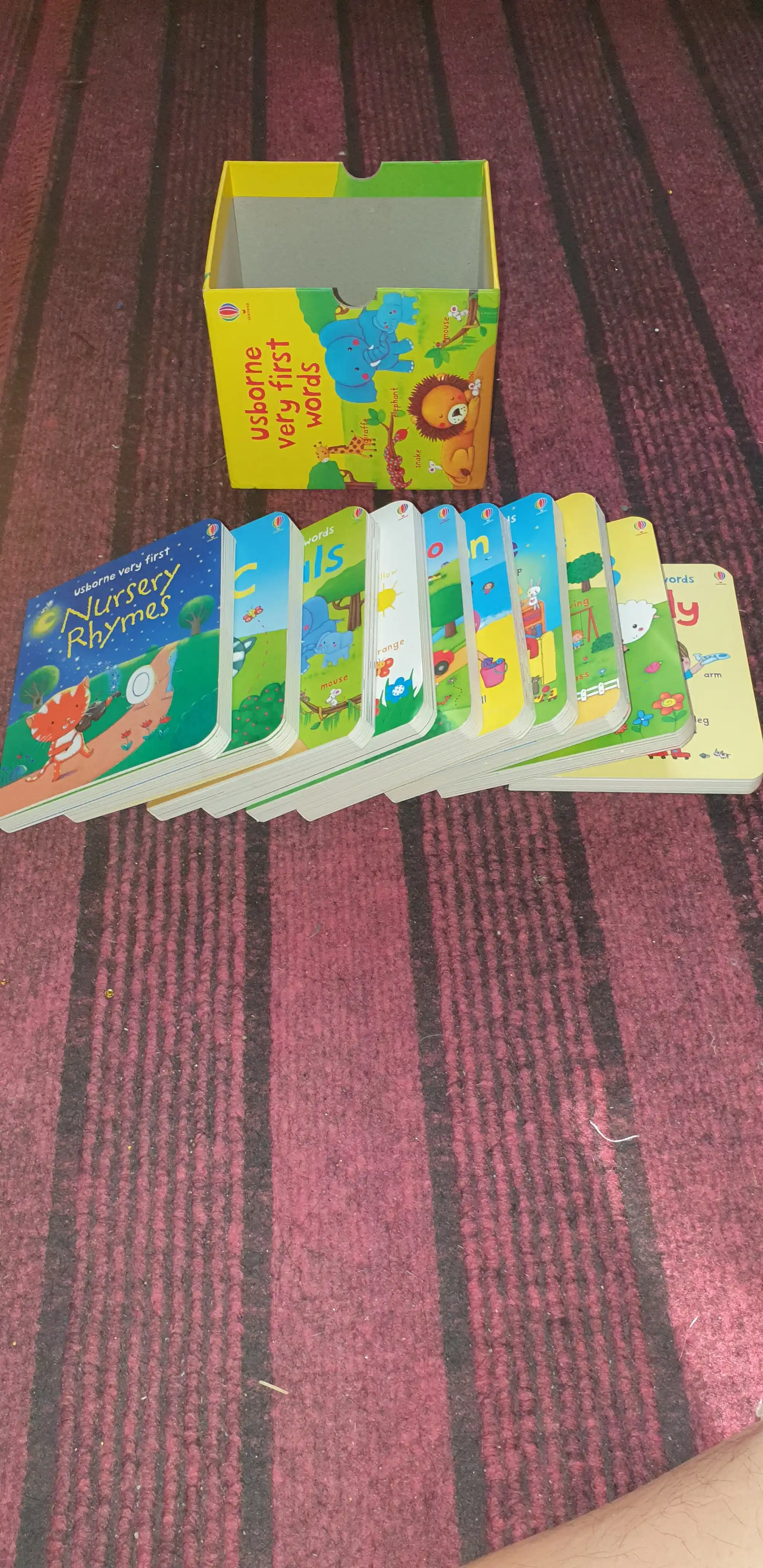 Набор Usborne Картонные Книжки  very first Words Мои самые первые слова