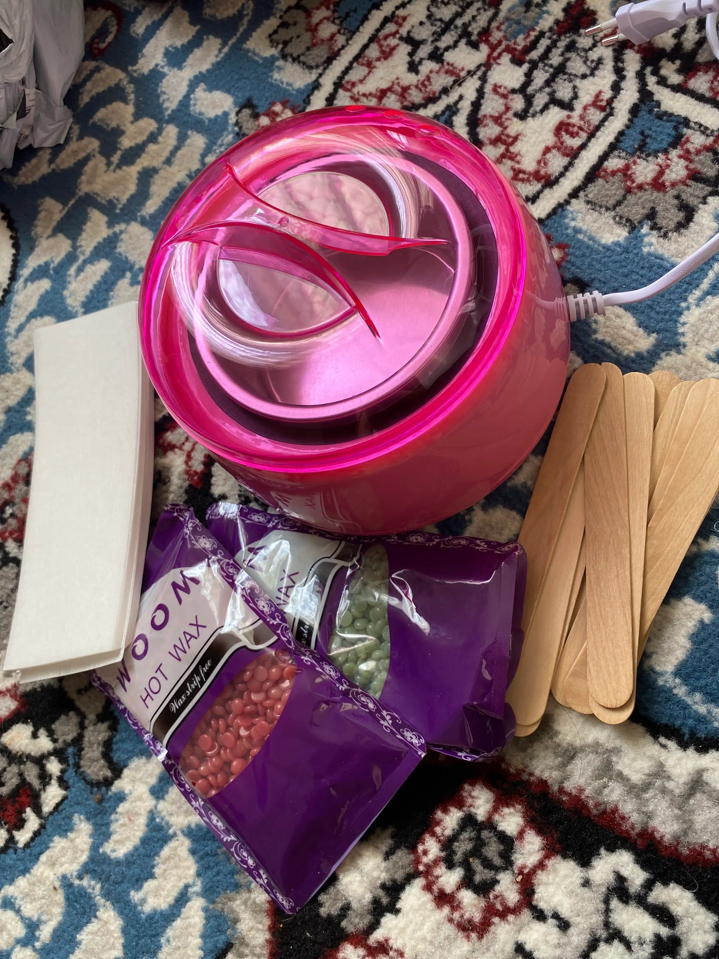 Depilatsiya to'plami: mum, depilyatsiya qozoncha, depilatsiya mumi 100 g, cho'p, 10 dona