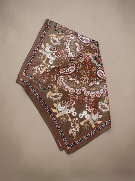 Ayollar bandanasi, ro‘mol yumshoq, yoqimli atlasdan tayyorlangan, Xitoy, o‘lchami 67x67 sm