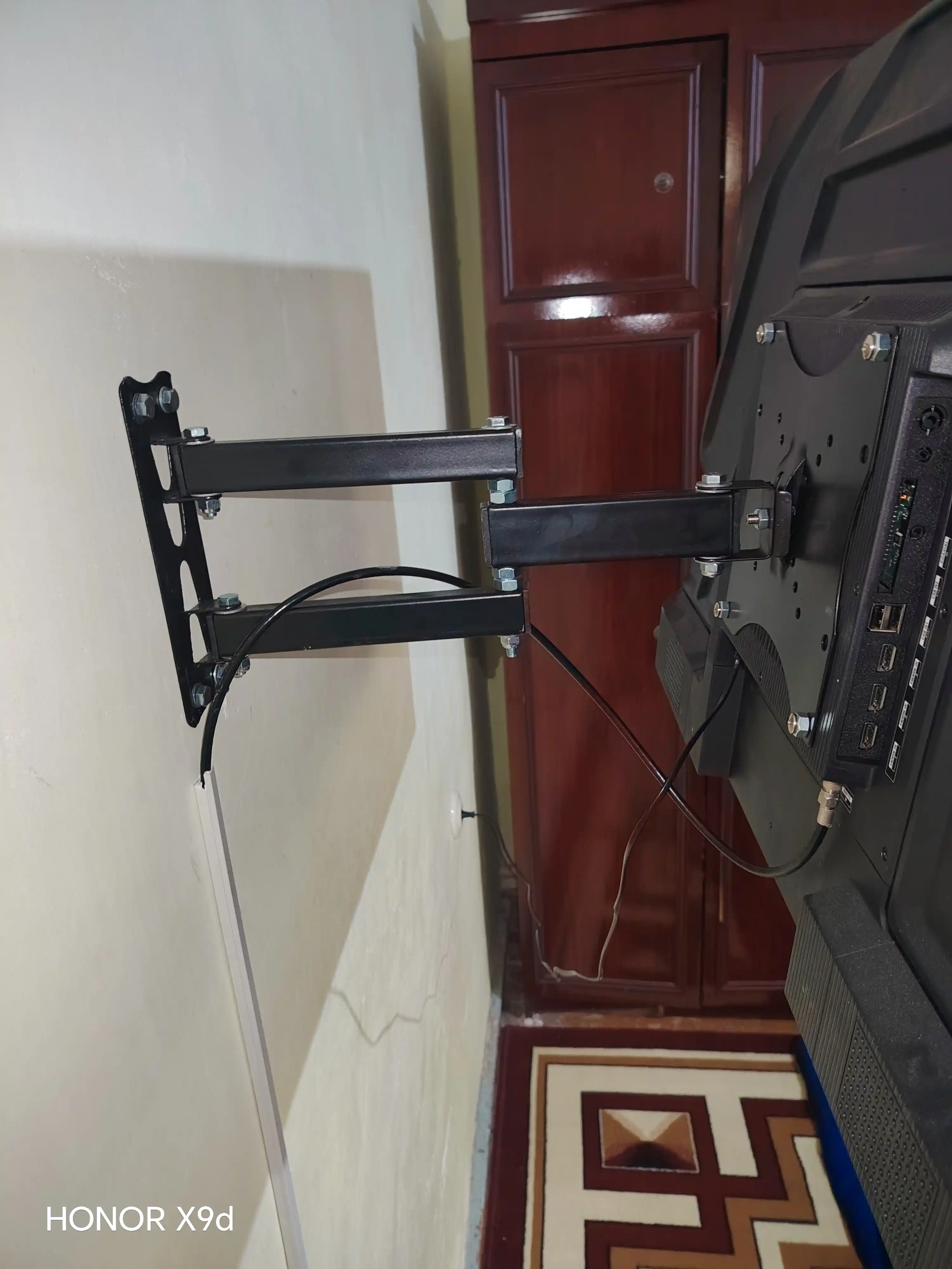 Televizor uchun kronshteyn INNOTECH MAX 17''-55''