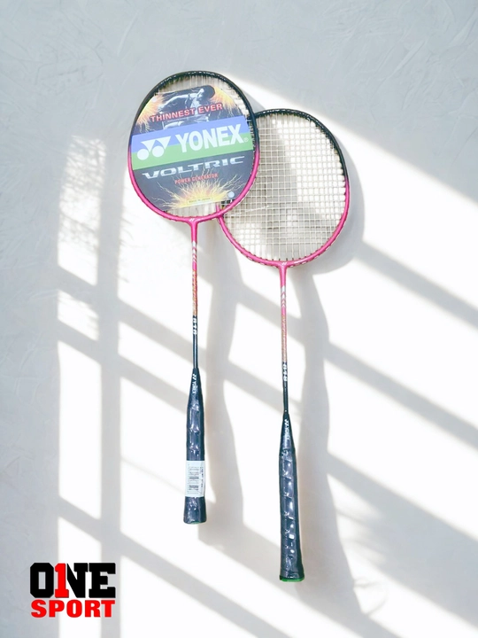 Бадминтонный набор Yonex Voltric – 2 ракетки + сумка, для профессионального спорта