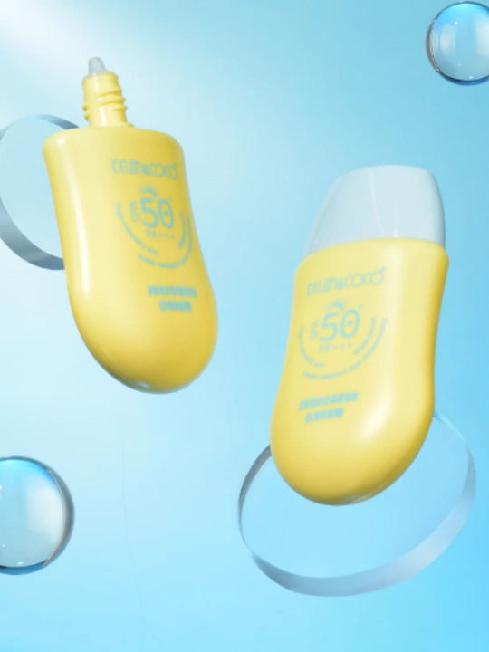 Quyoshdan himoyalovchi krem SPF 50 + PA+++, gialuron kislotasi, Vitamin E va aloe ekstrakti