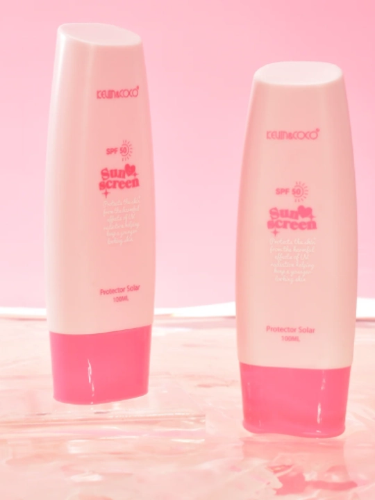 Quyoshdan himoyalovchi krem SPF 50 + PA+++, gialuron kislotasi, Vitamin E va aloe ekstrakti