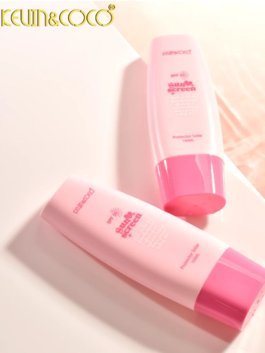 Quyoshdan himoyalovchi krem SPF 50 + PA+++, gialuron kislotasi, Vitamin E va aloe ekstrakti