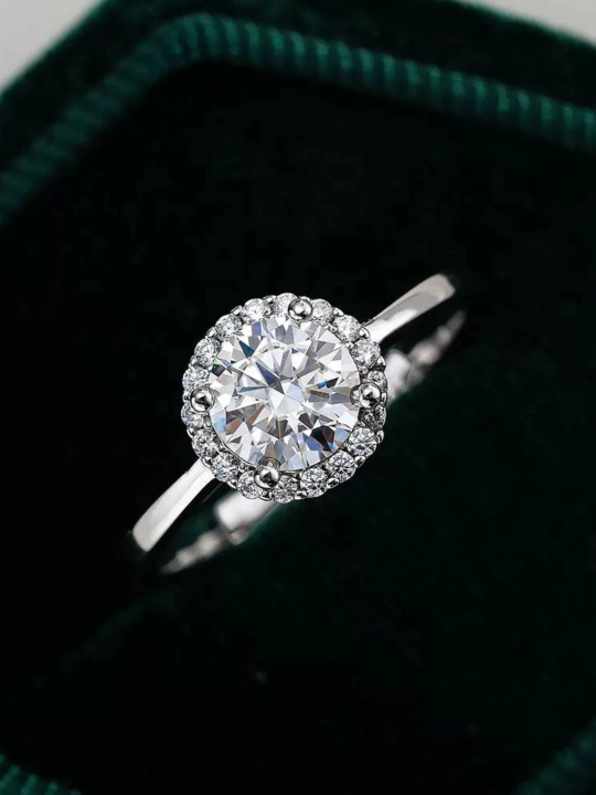 Серебряное кольцо 925 с цирконами для женщин – универсальный размер, премиальный блеск