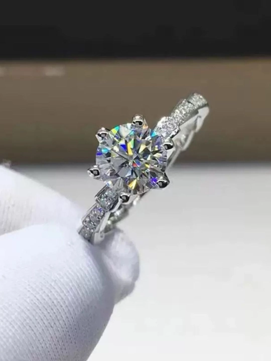 Серебряное кольцо 925 с цирконами для женщин – универсальный размер, премиальный блеск