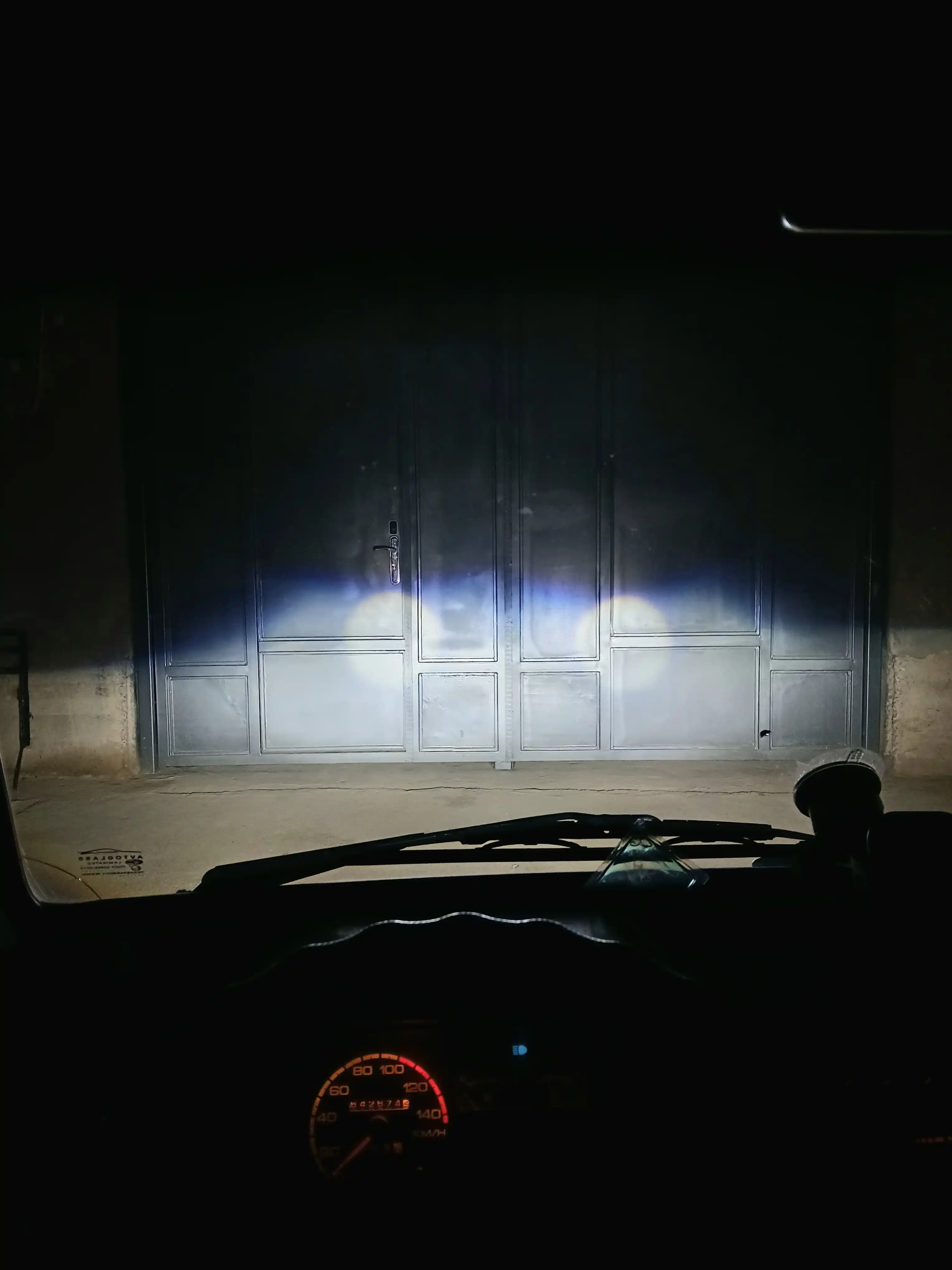 Zimmer Z8 MAX BI-LED H4 yorug‘lik diodli lampalari, 85 Vt, kuchli yorug‘lik, 2 ta komplekt