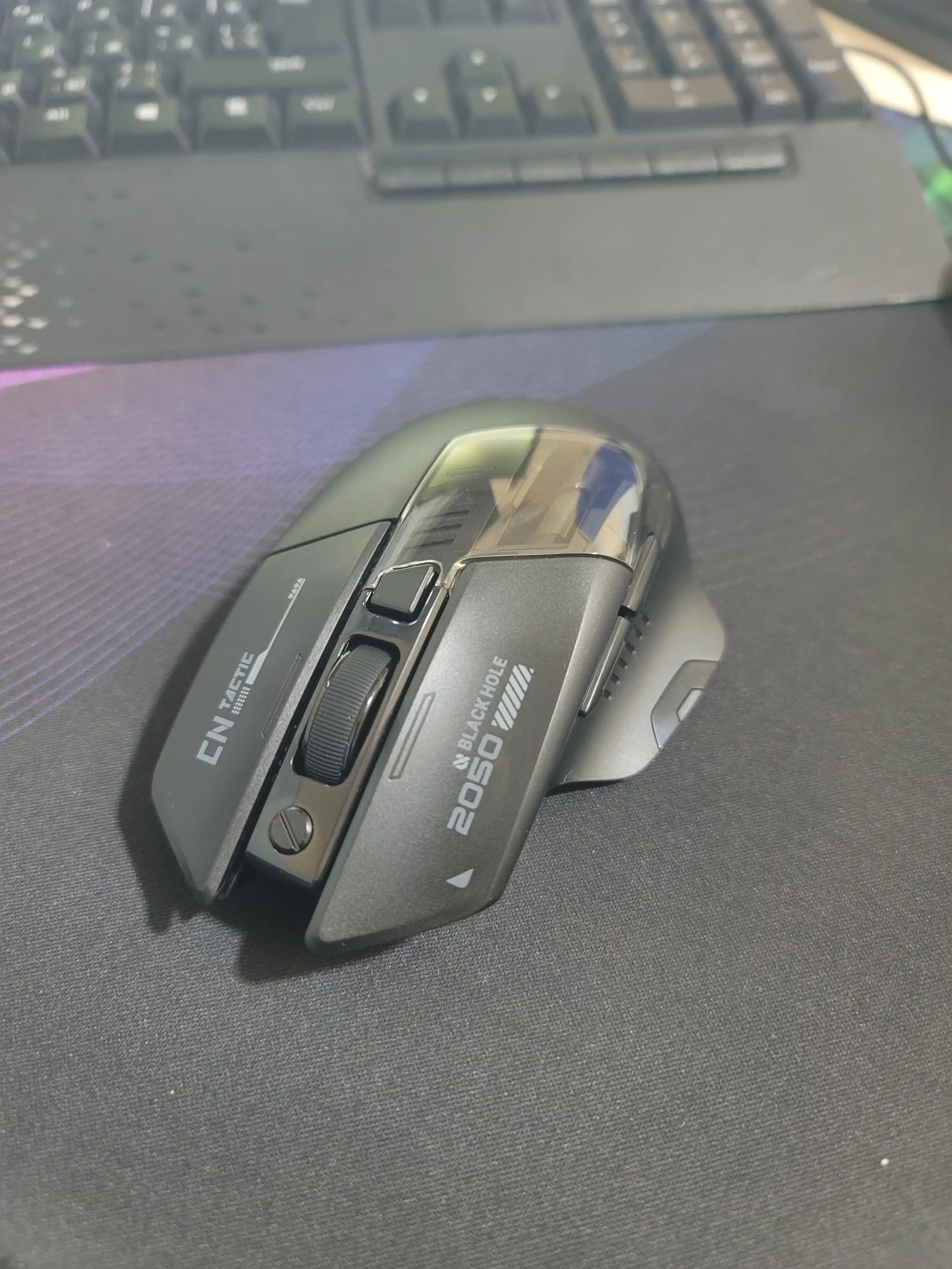 Игровая мышь Inphic A9 (V2) беспроводная, бесшумная, аккумулятором с RGB подсветкой
