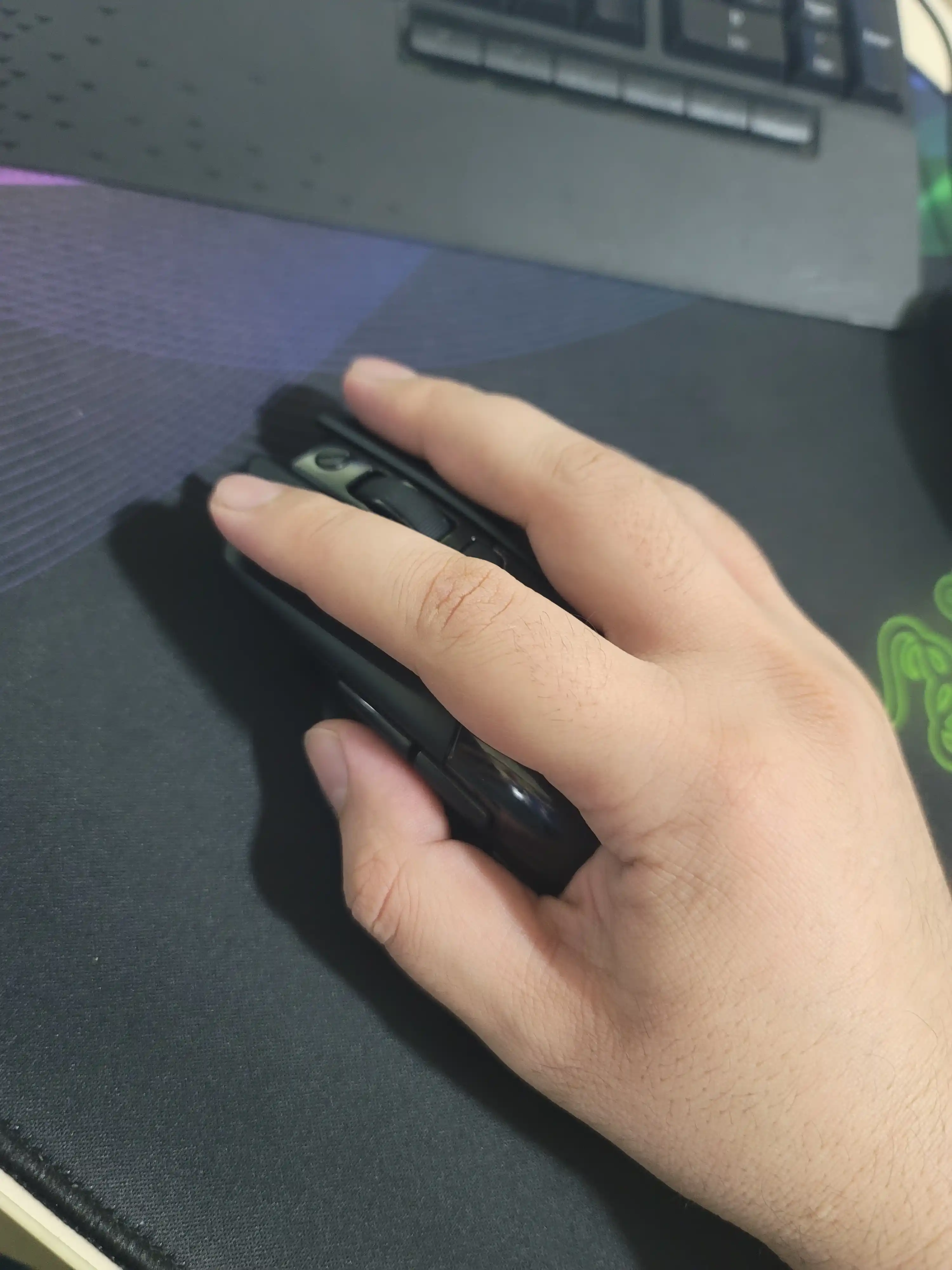 Игровая мышь Inphic A9 (V2) беспроводная, бесшумная, аккумулятором с RGB подсветкой