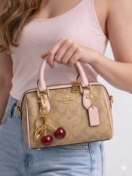 Ayollar uchun sumka COACH uslubida, crossbody - yelkaga osib yuriladigan model
