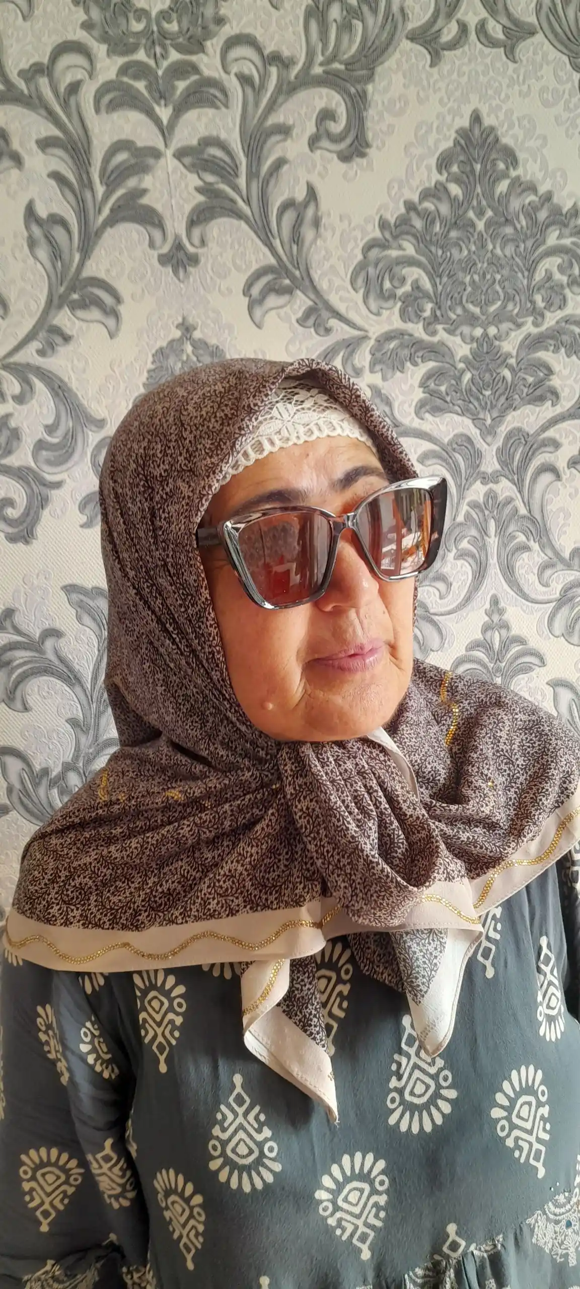 Ayollar ko‘zoynagi, ayollar uchun quyosh ko‘zoynagi