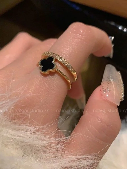 Кольцо женское в стиле Van Cleef - 