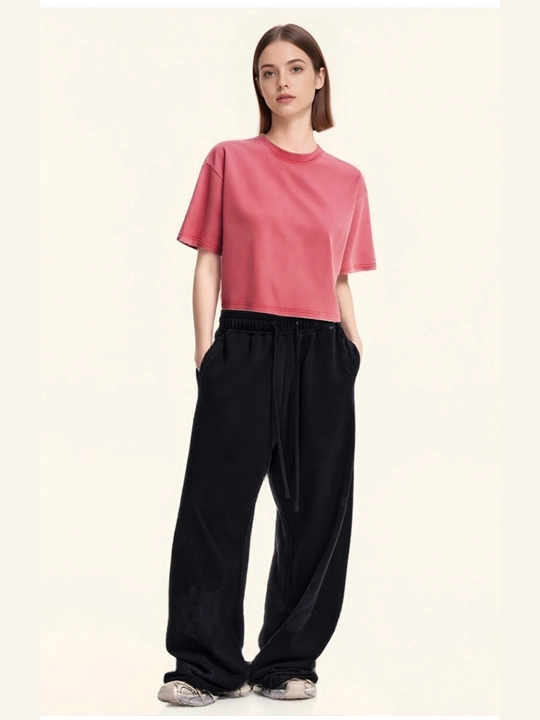 Ayollar uchun crop futbolka, oversize, 100% paxta, zichligi 240 g/m², street style