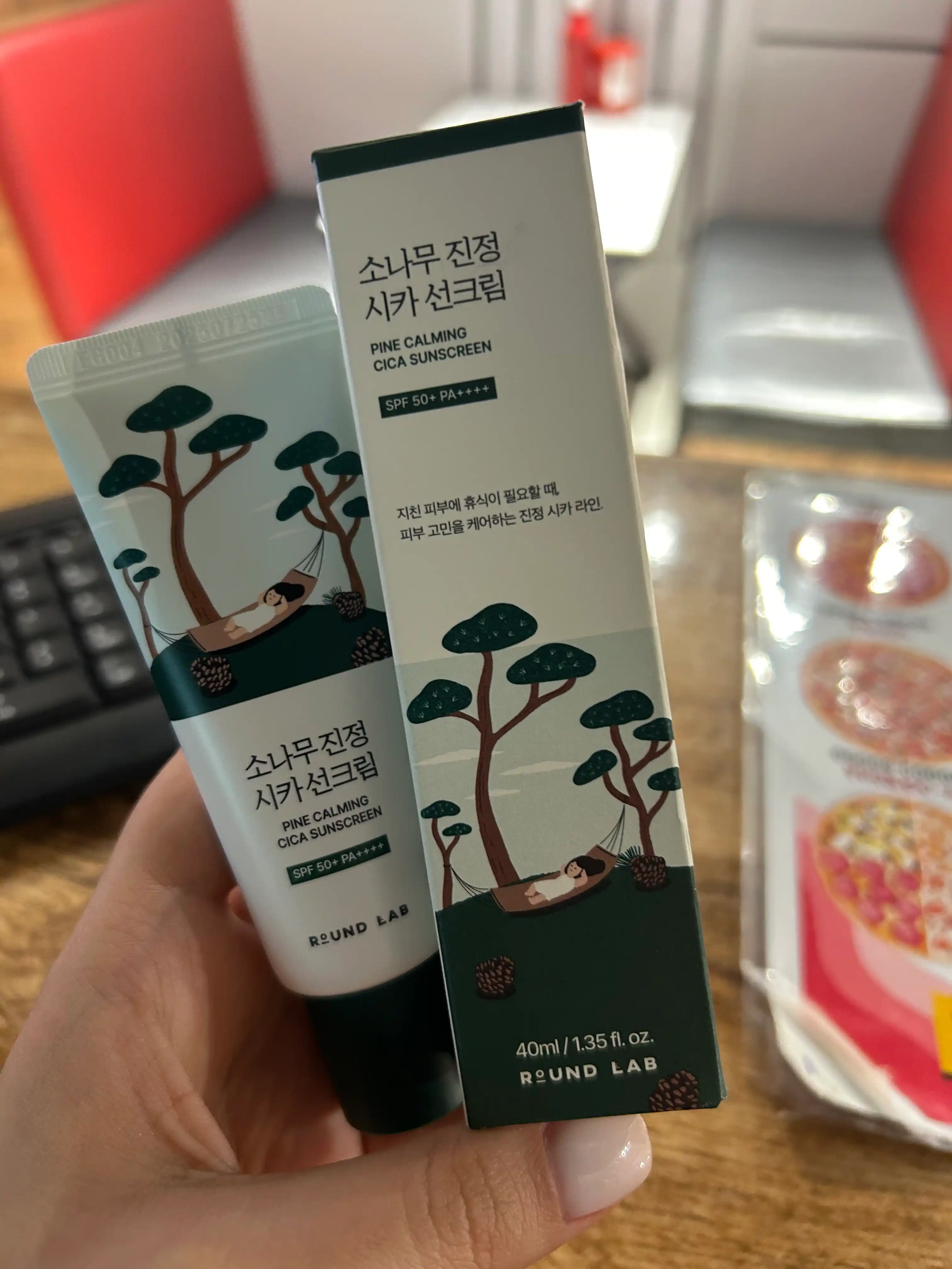 Round lab солнцезащитный крем для лица spf 50 Корея