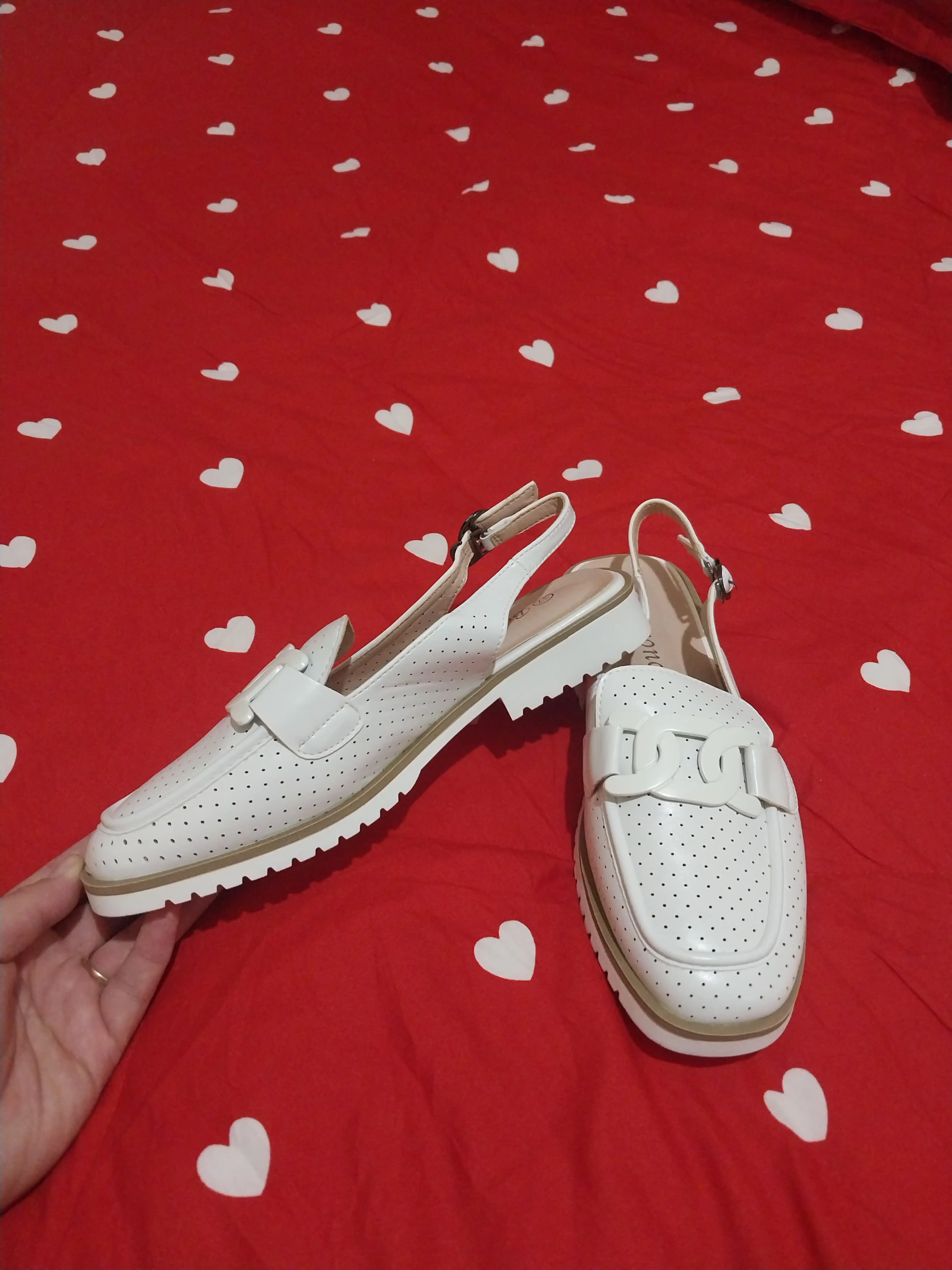 Женские лоферы slingback