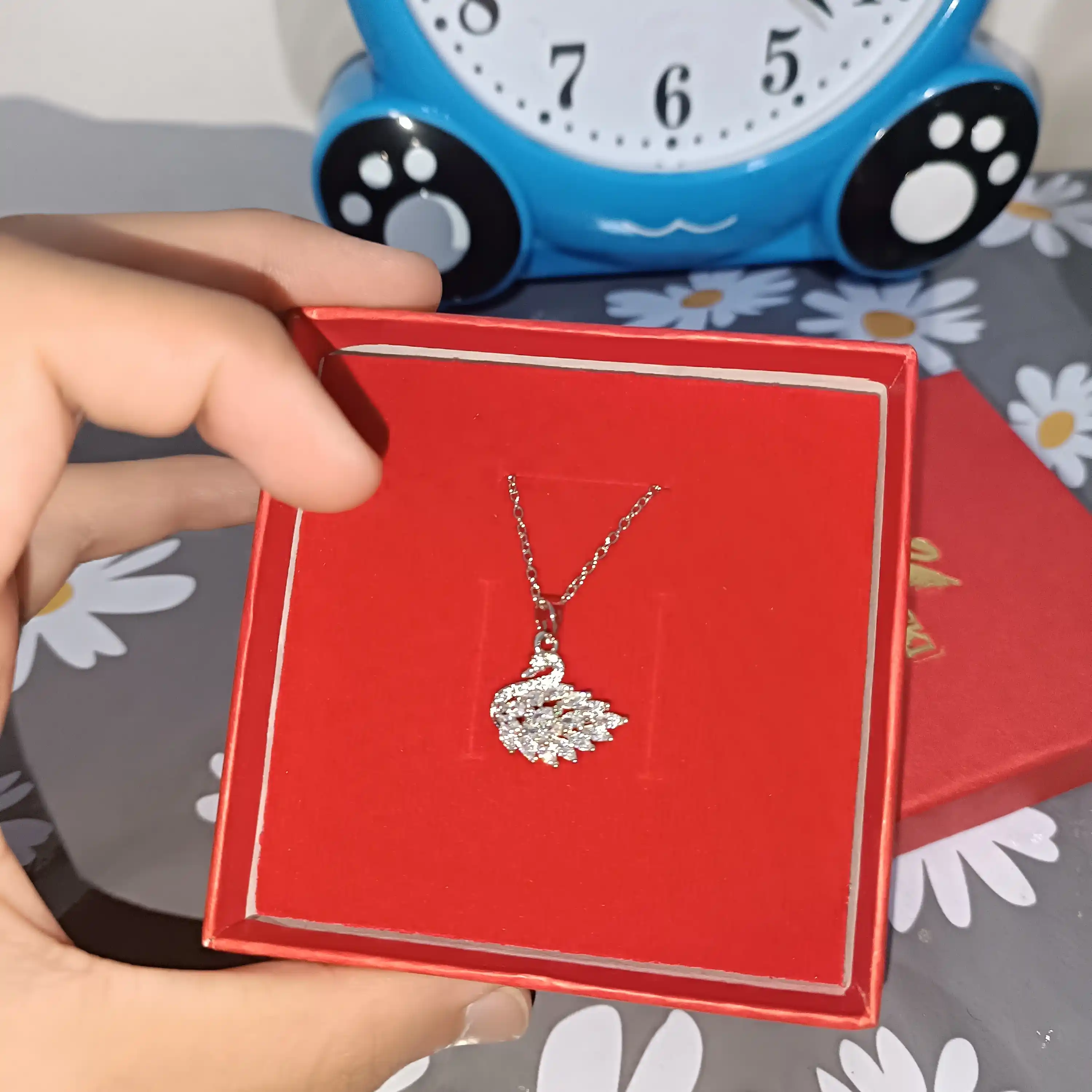 Sovg‘a qutisidagi qizlar uchun Swarovski taqinchoqlari, bo'yin uchun zanjirlar, REDly.co