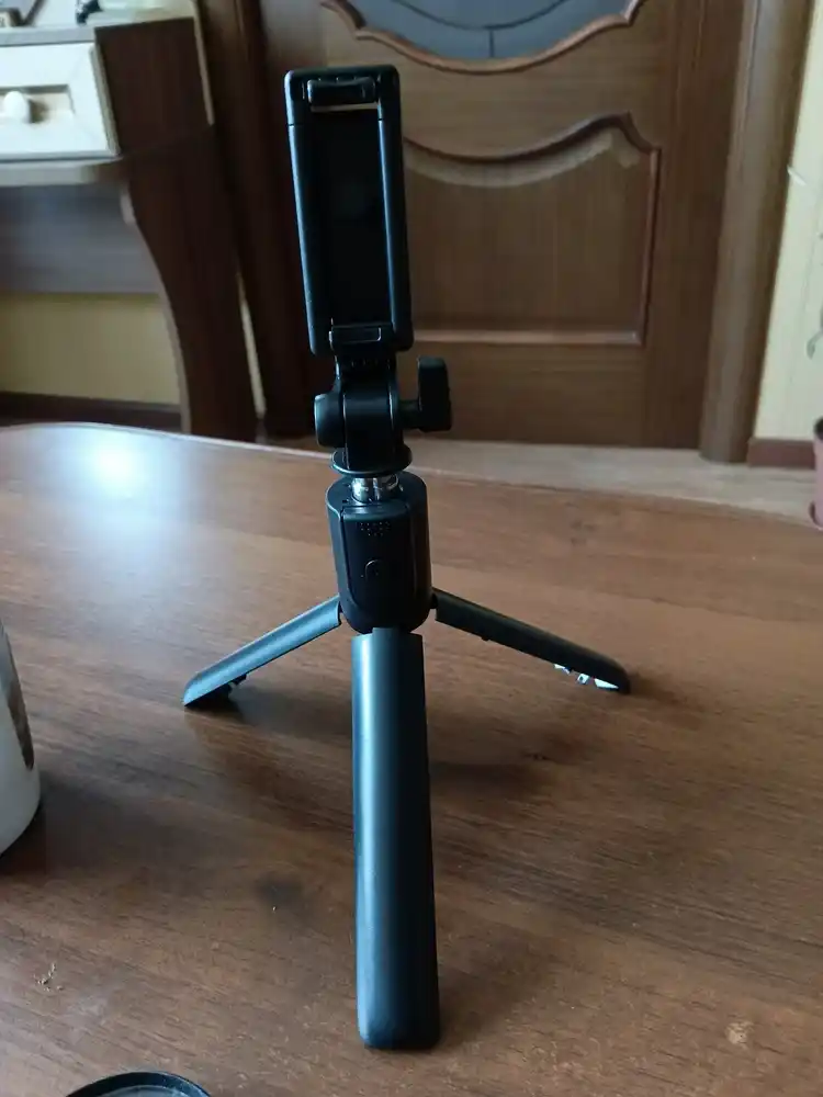 Monopod, selfi tayoqchasi, shtativ, masofadan boshqarish pulti bilan