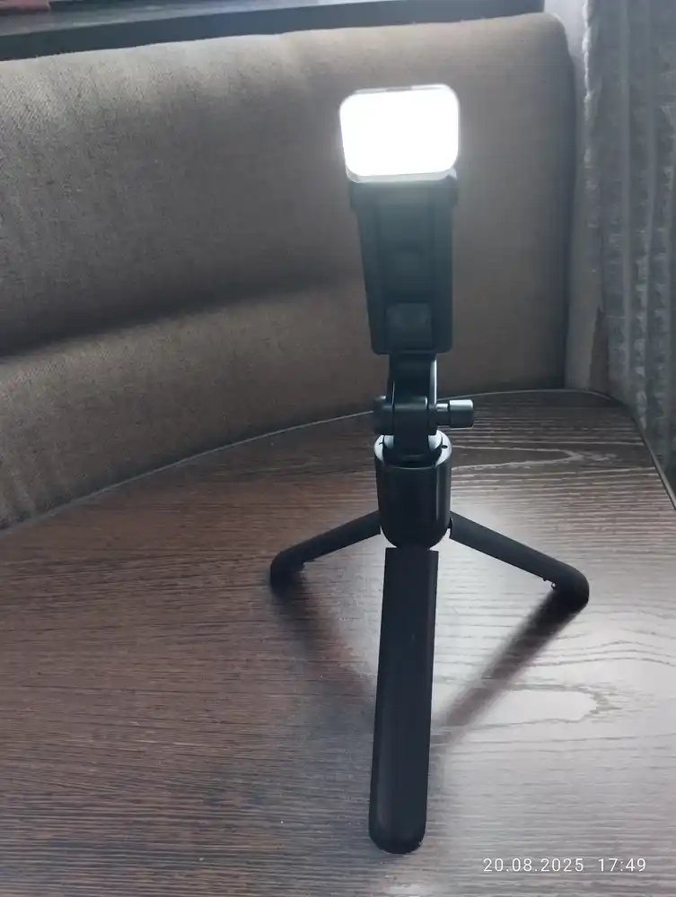 Universal selfi tayoqchasi LED yoritgichli shtativ